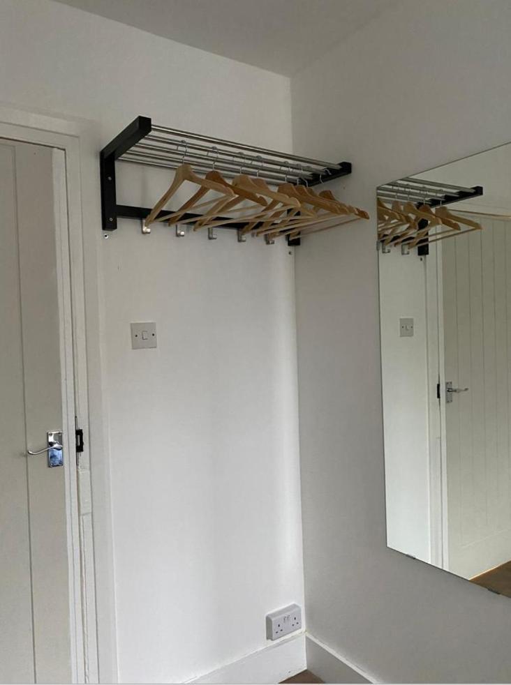 Private Bedrooms In Camden Town, Londres