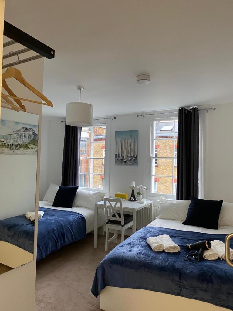 Séjour chez l'habitant Private Bedrooms In Camden Town, *