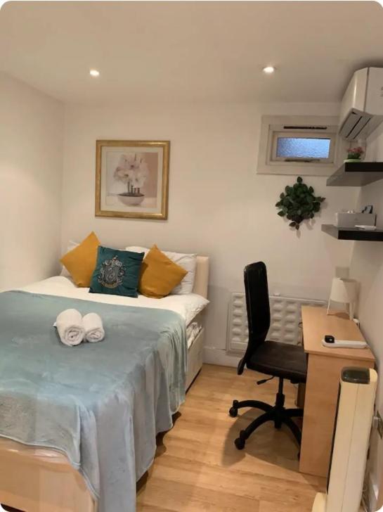 Lovely Private Bedrooms In Euston Station - 121 Londres