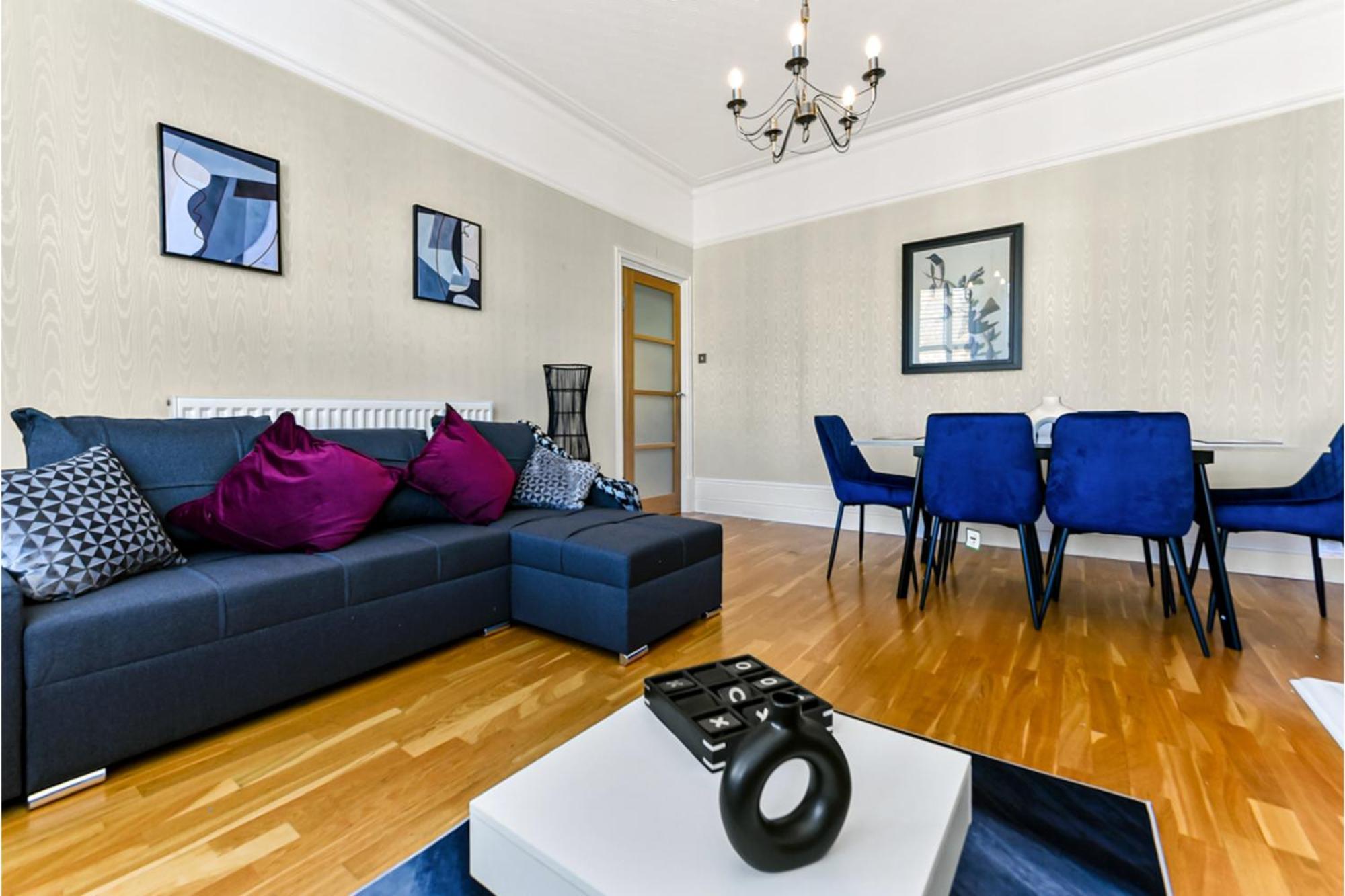 Peaceful And Radiant 3br Flat London