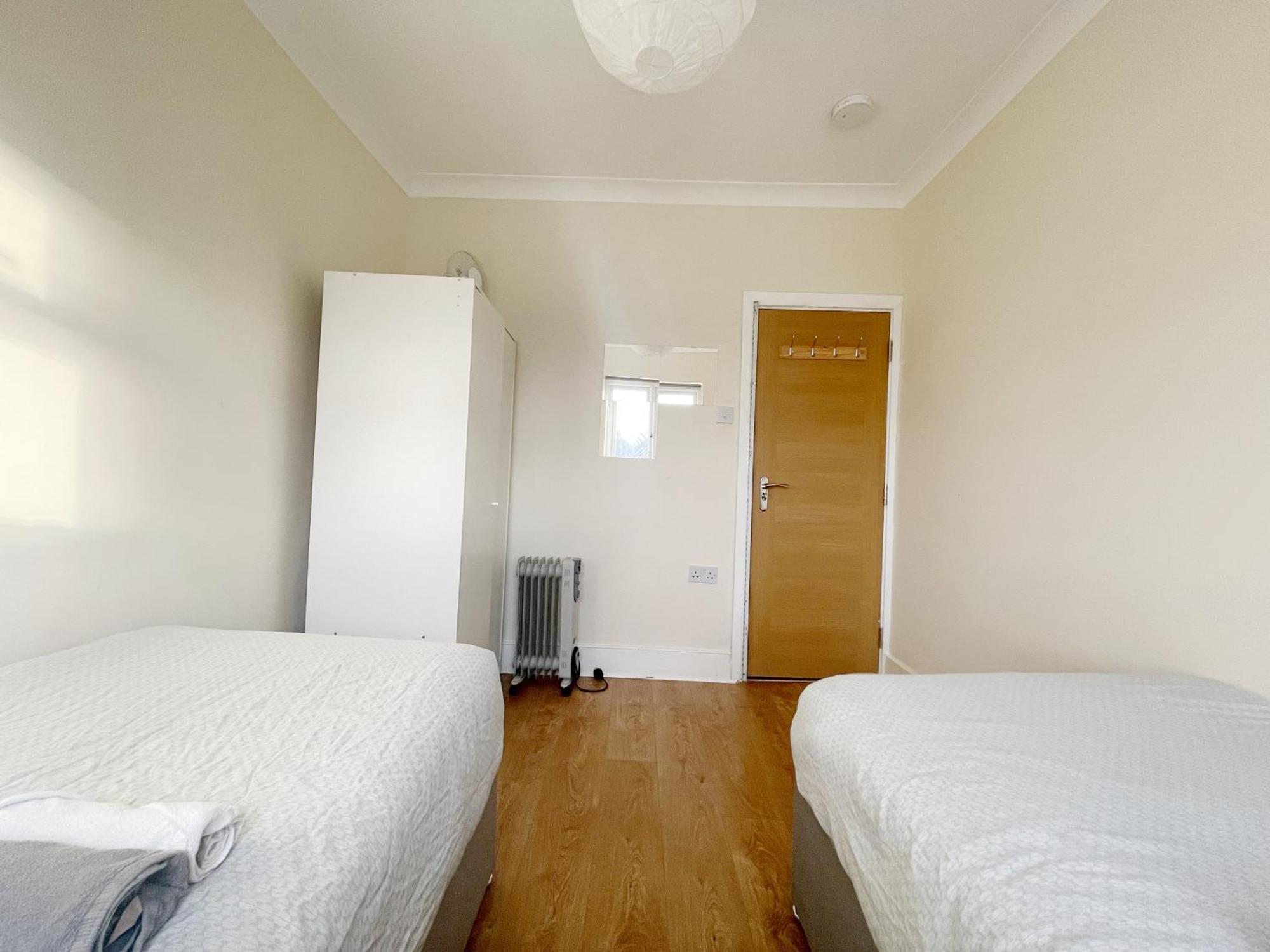 Large Cosy 15min From Privatunterkunft London