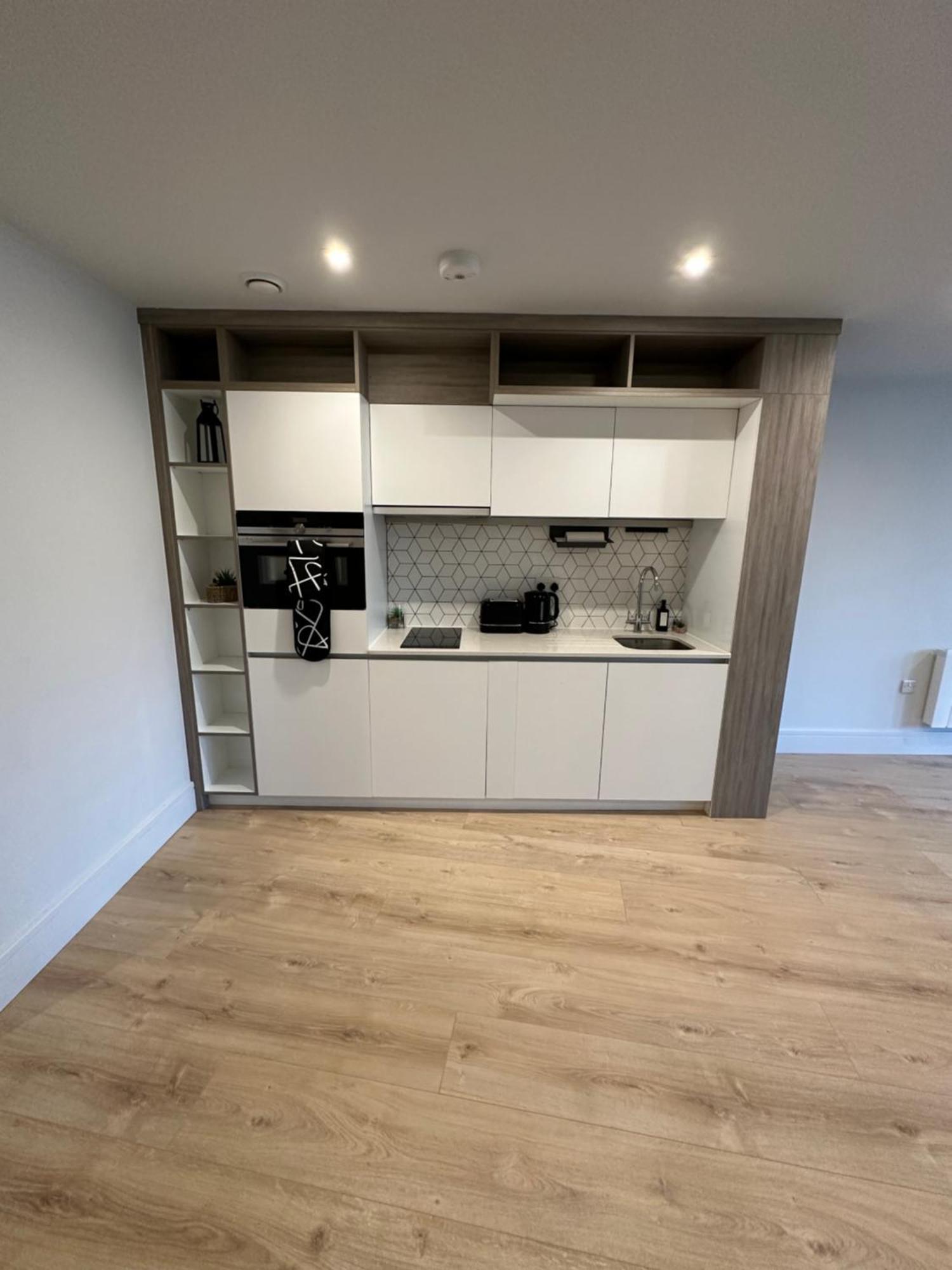 Stylish 1 Bedroom In Purley, Croydon Lejlighed London