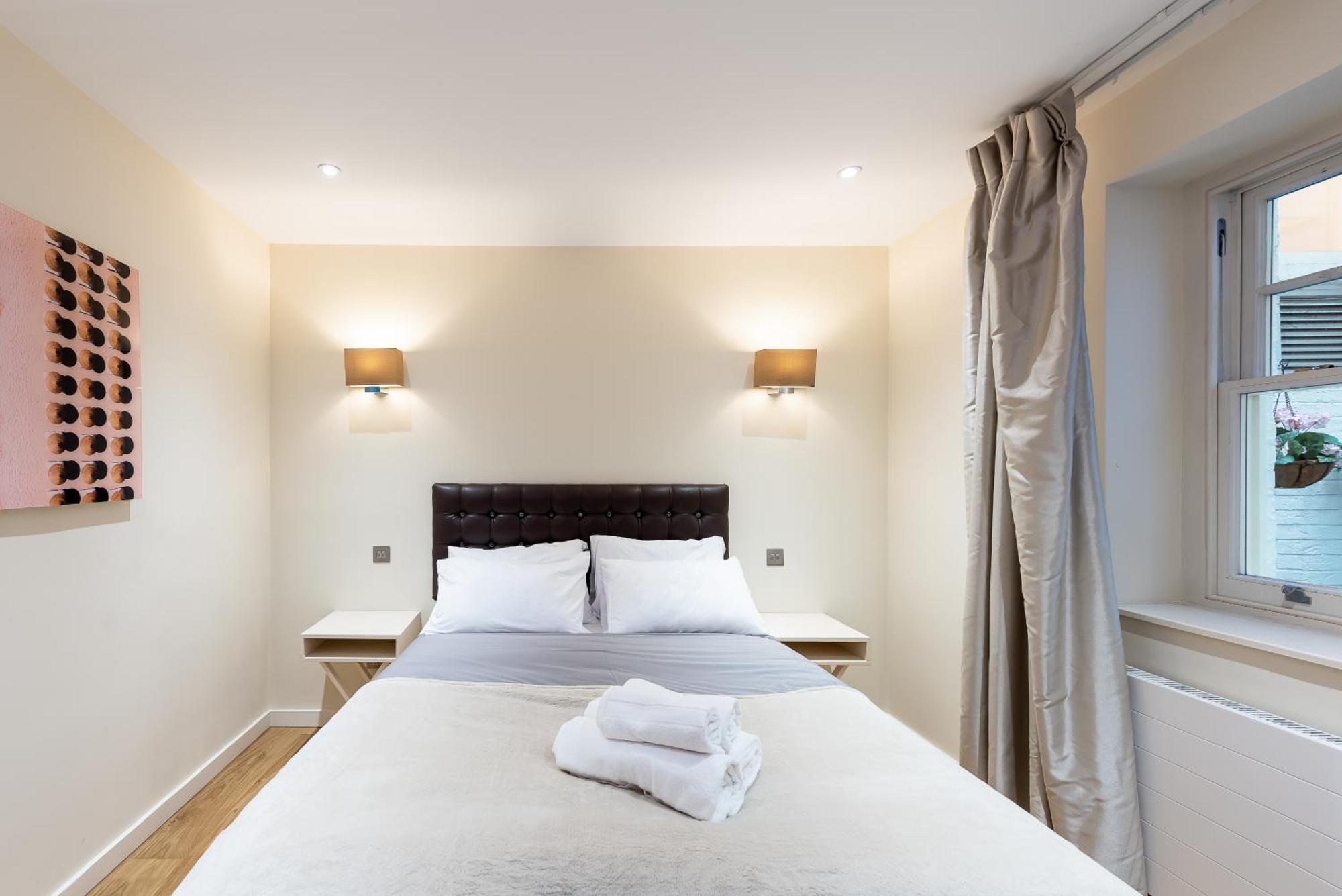 Moments From Hyde Park & Notting Hill With Free Luggage Storage And Washing Machine * London