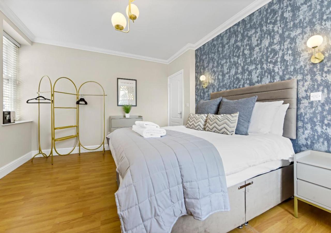 Leilighet Charm: Stylish & Comfy 2br Flat In