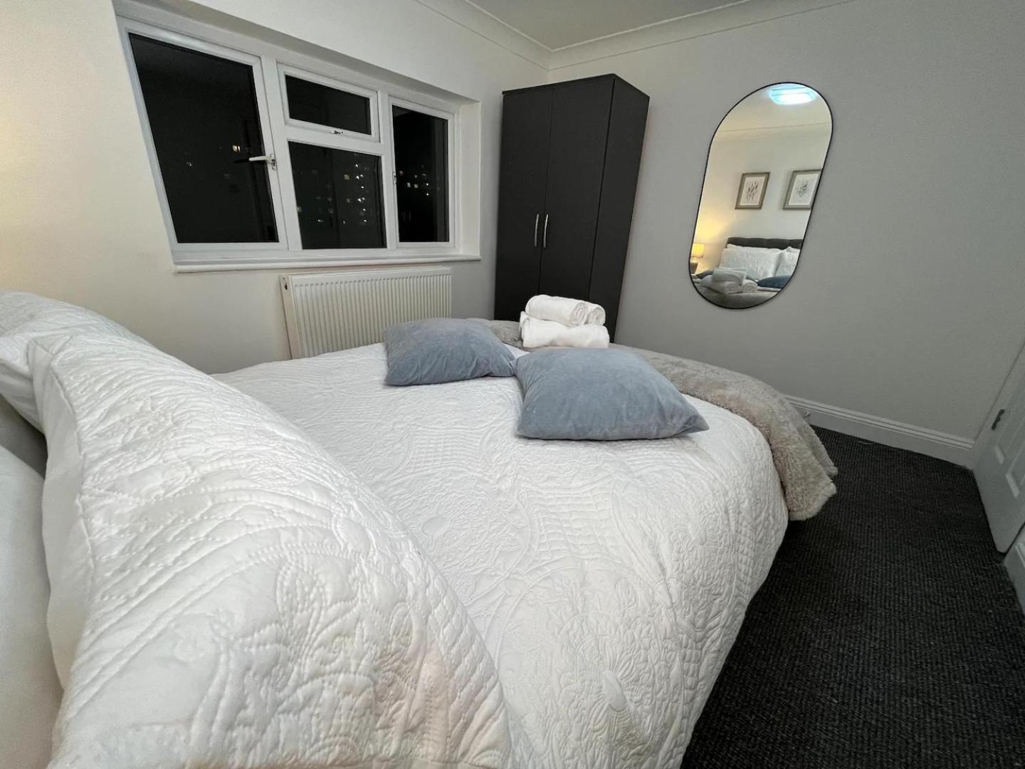 Contemporary Style In The Heart Of Leilighet *
