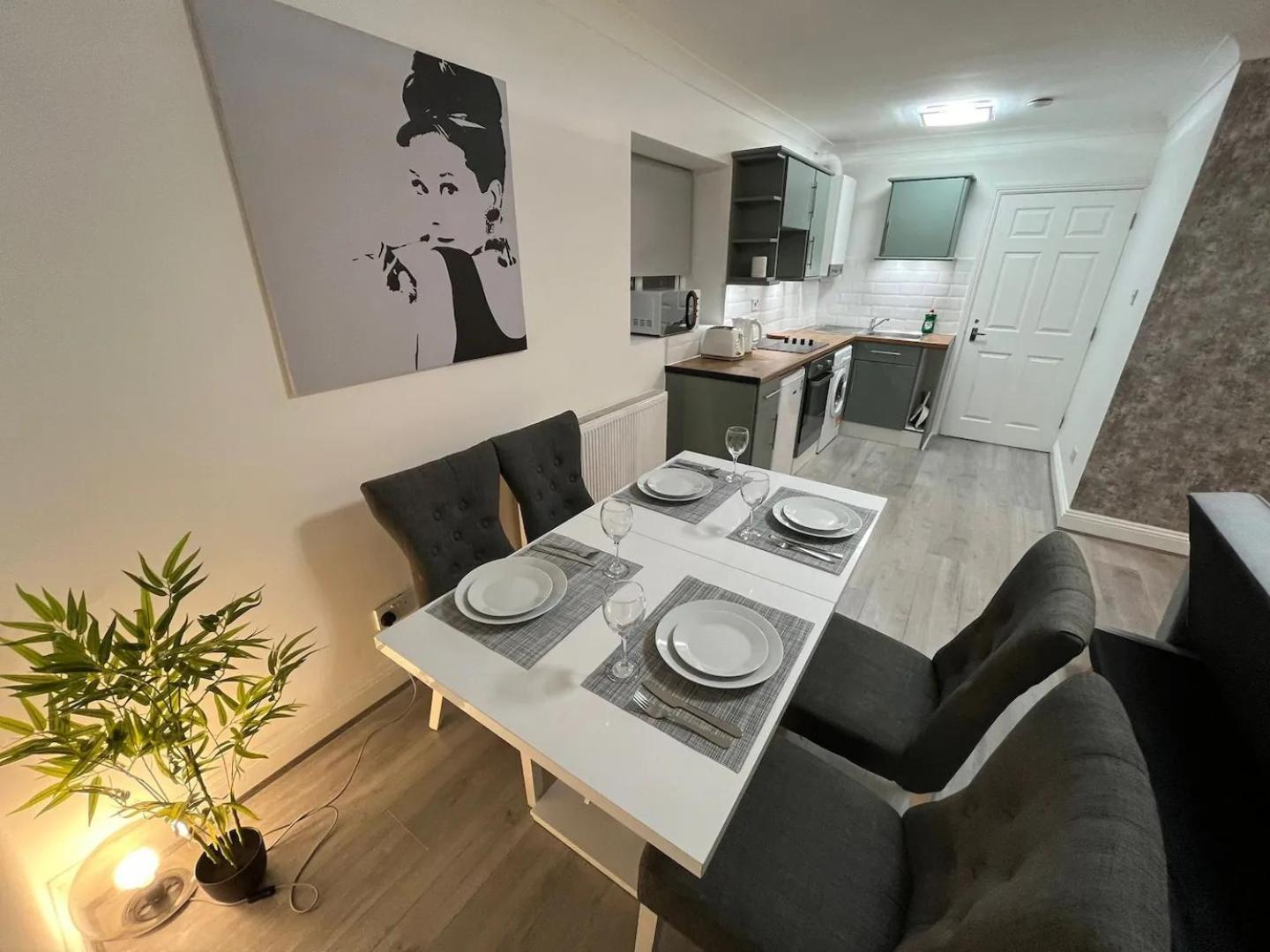 Leilighet Contemporary Style In The Heart Of