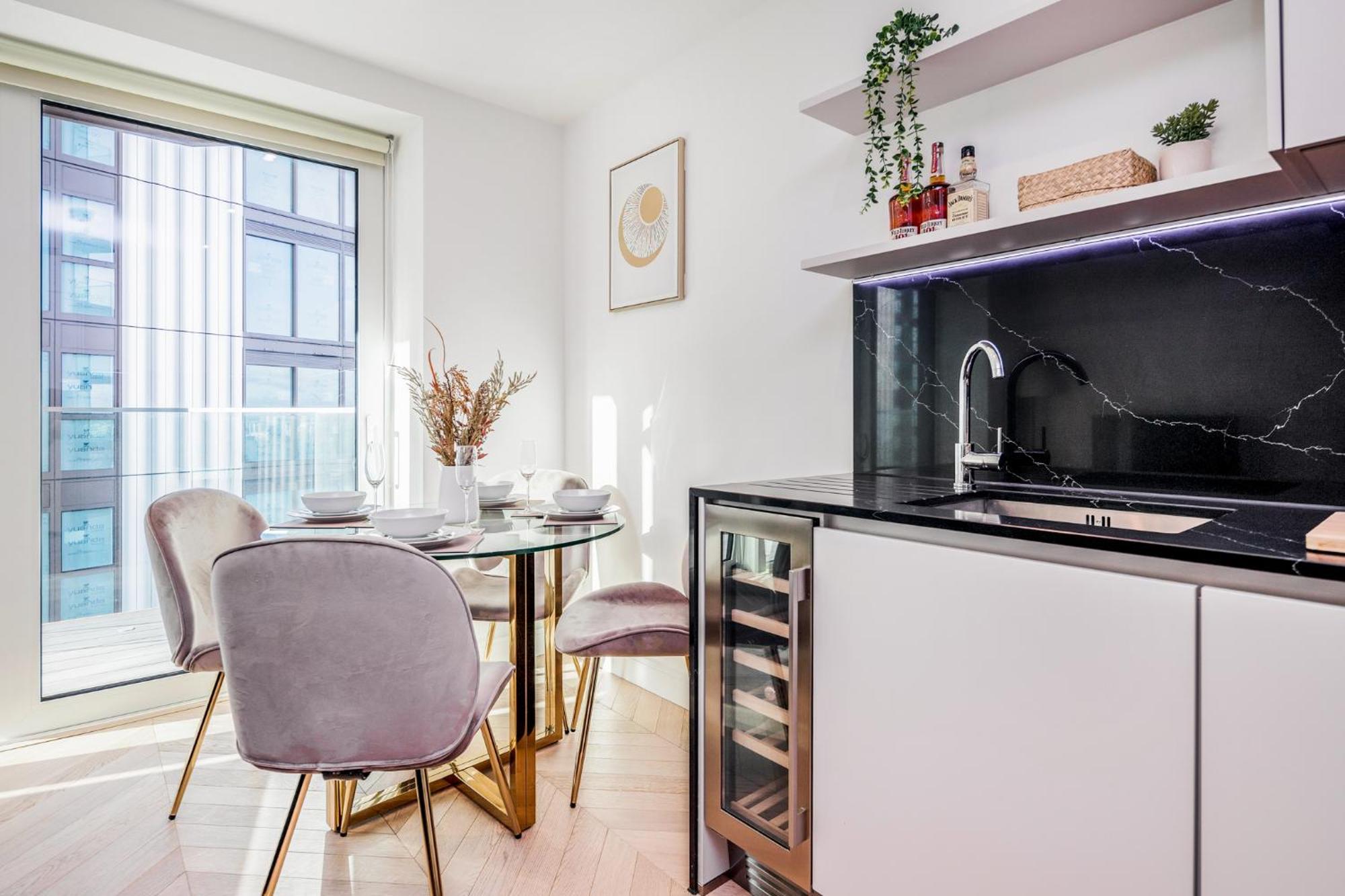 New Riverside Sleeps 5 Easy To Tour * Londra