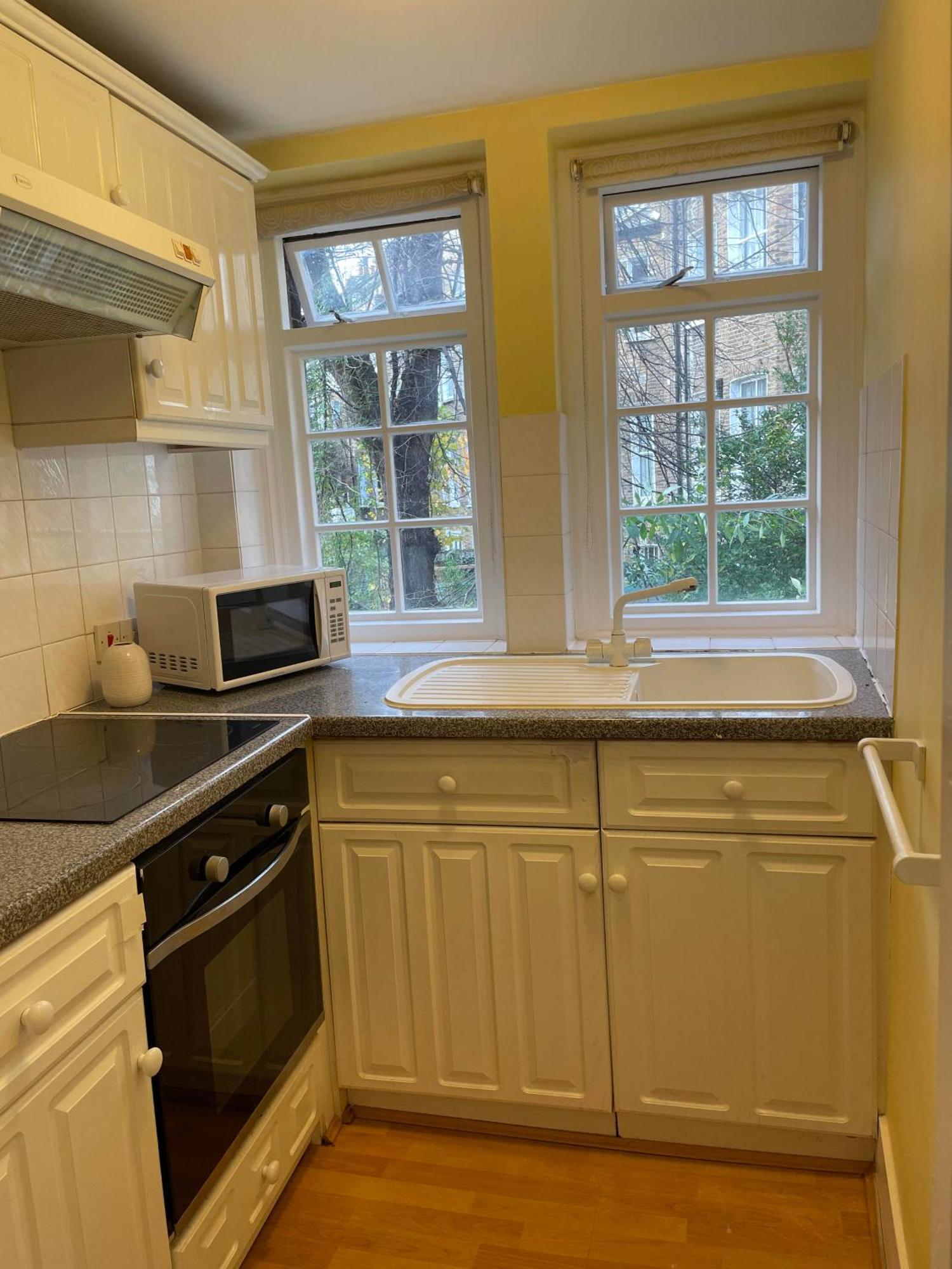 Lejlighed 1 Bedroom In The Heart Of West London