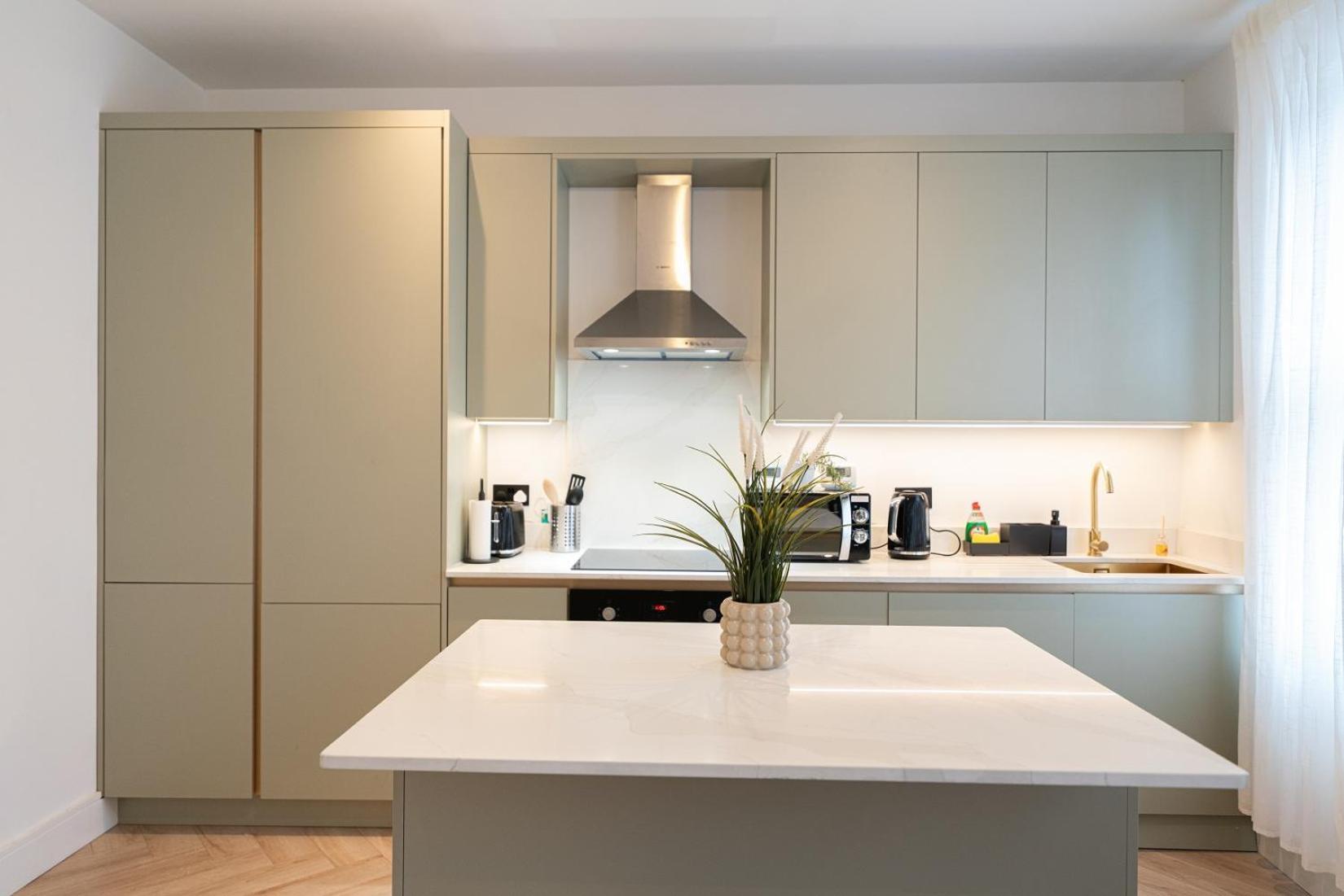 The Battersea Scenery - Elegant 2bdr Flat