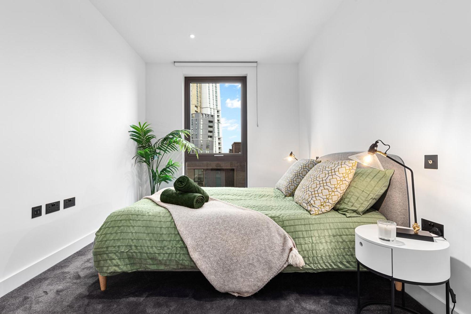 Aparthotel New 2 Bedroom Flat Riverview Balcony *