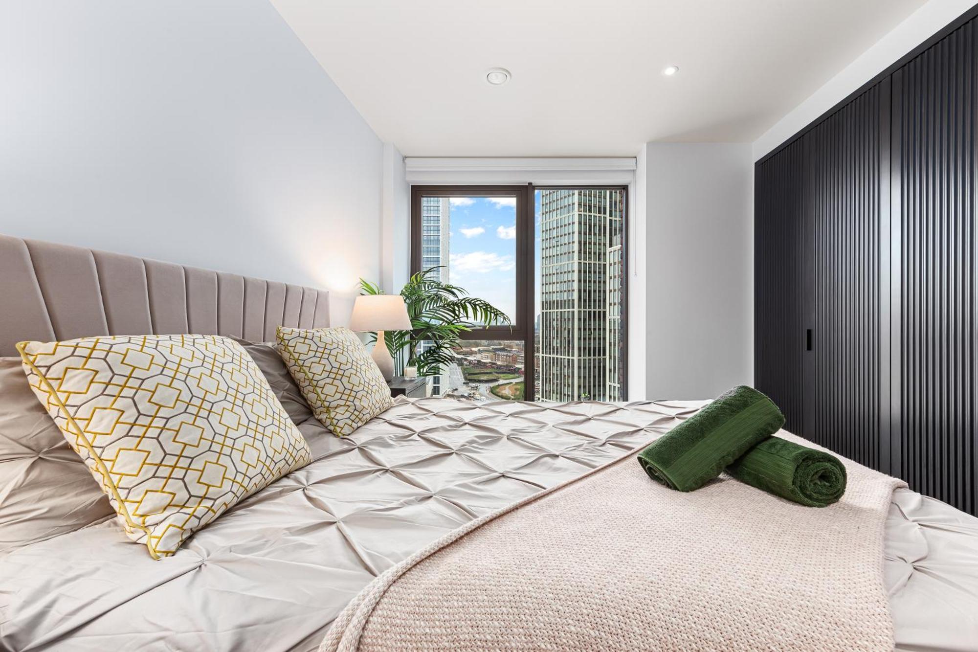 Aparthotel New 2 Bedroom Flat Riverview Balcony