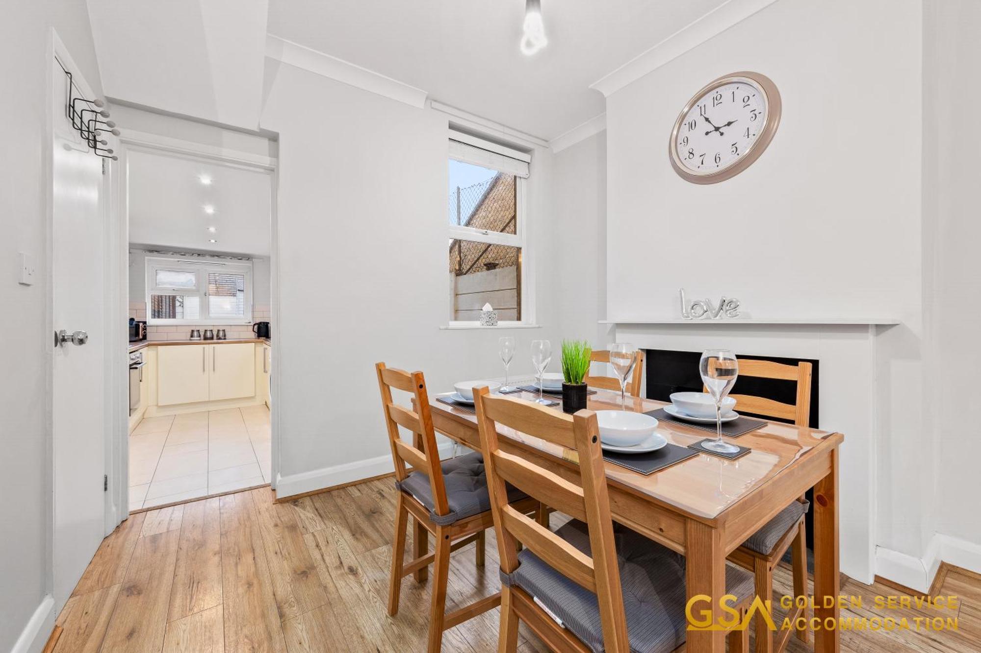 Vakantiehuis 3 Bed In Forest Gate - Waltham Forest Londen