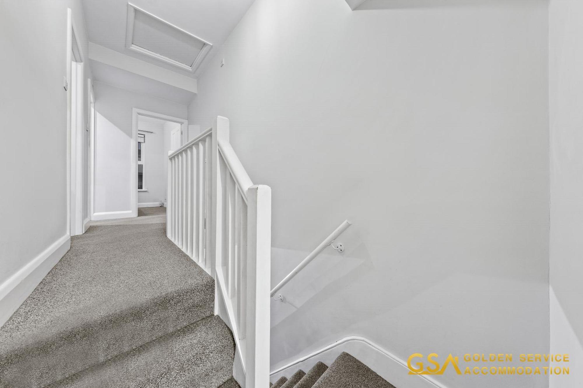 3 Bed In Forest Gate - Waltham Forest Londen