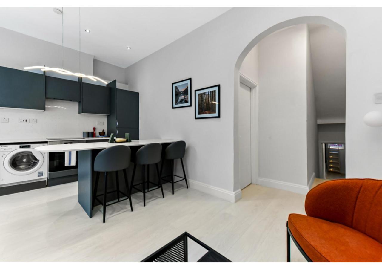 Appartement Captivating 2 Bd Flat In *