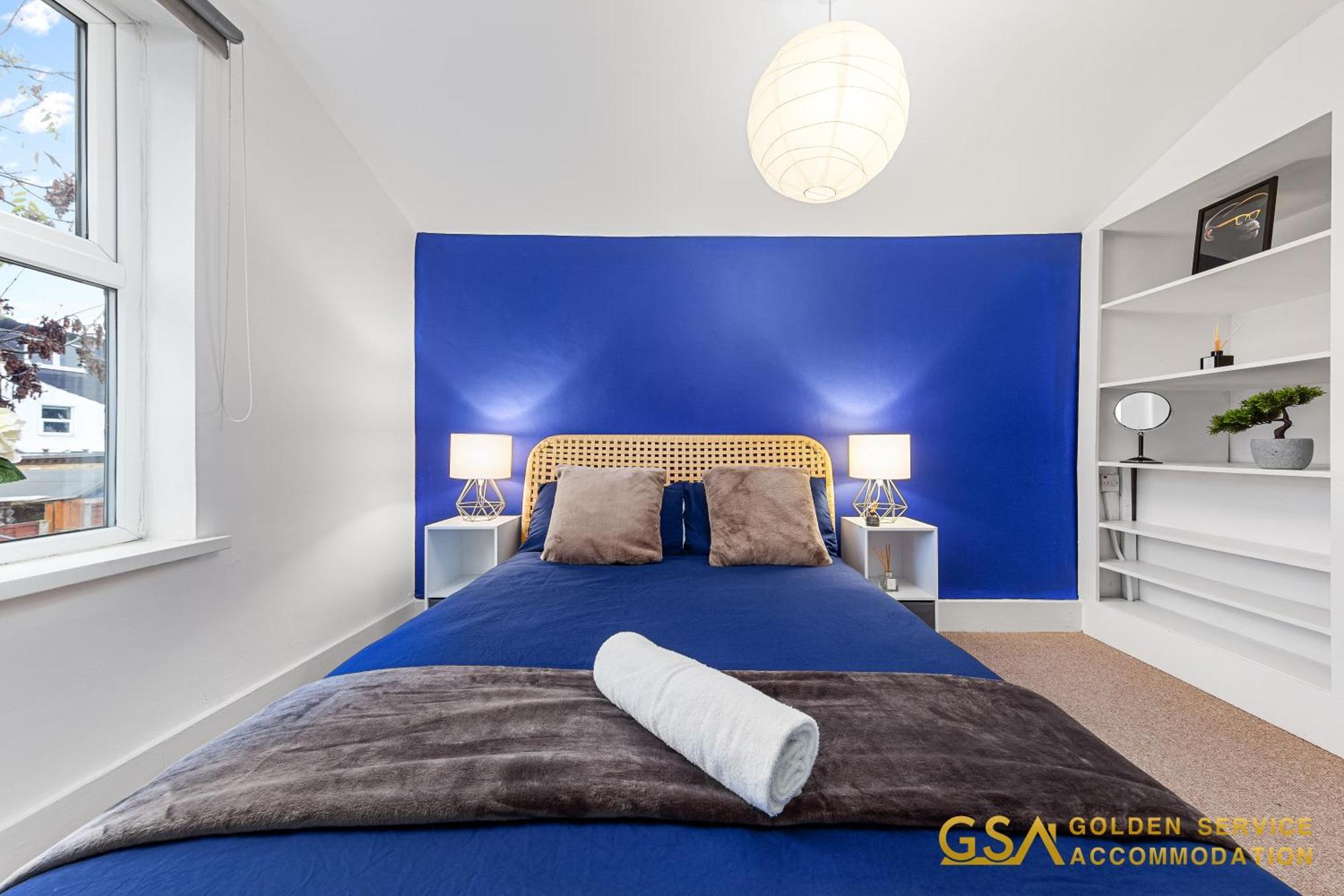 Holiday home Stylist And Cosy 3 Bed House Leytonstone Sleeps 7 London