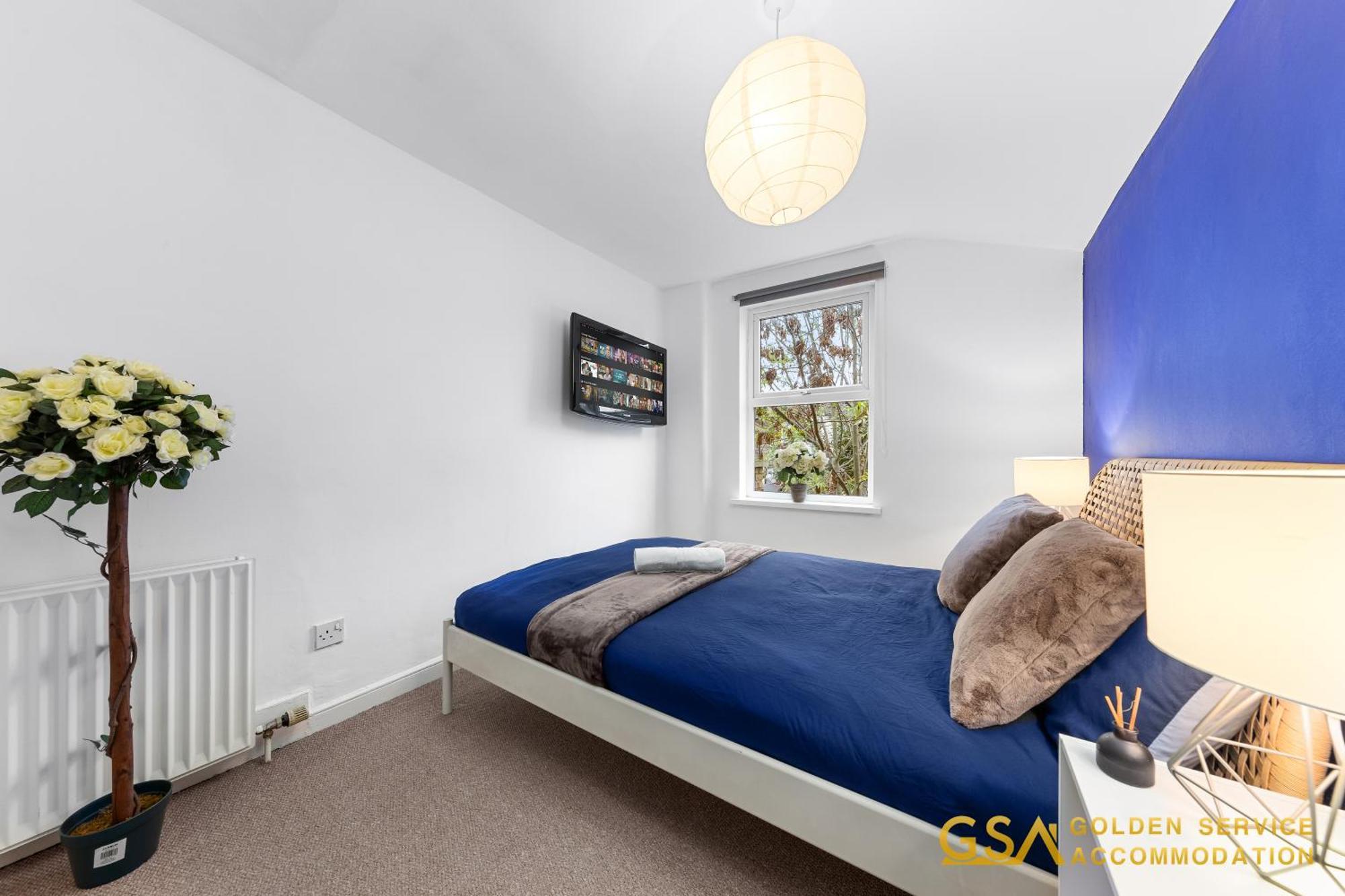 Holiday home Stylist And Cosy 3 Bed House Leytonstone Sleeps 7 London