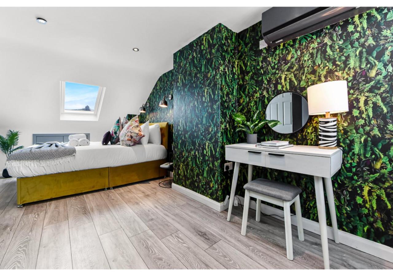 Leilighet Earth Tones & Greenery: 4br Flat Sleeps 8 *