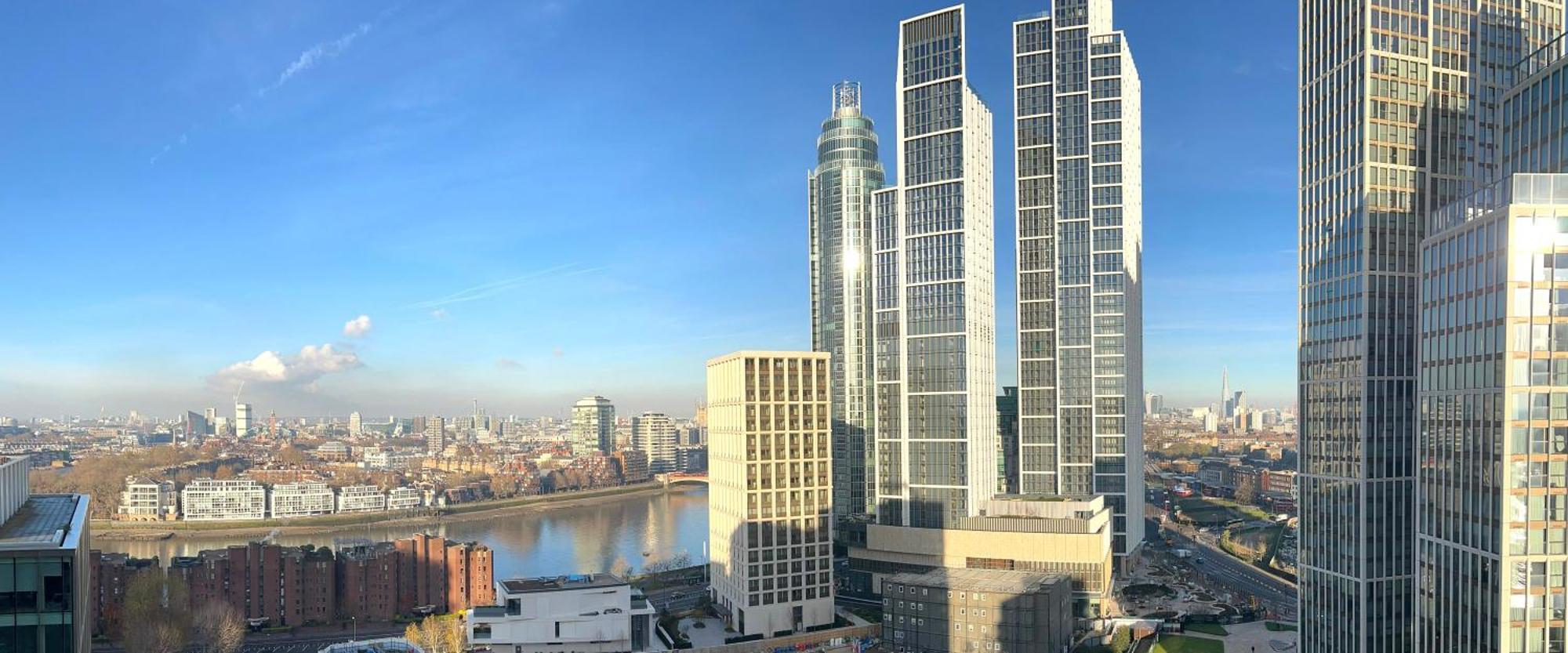 Aparthotel New 2 Bedroom Flat Riverview Balcony London