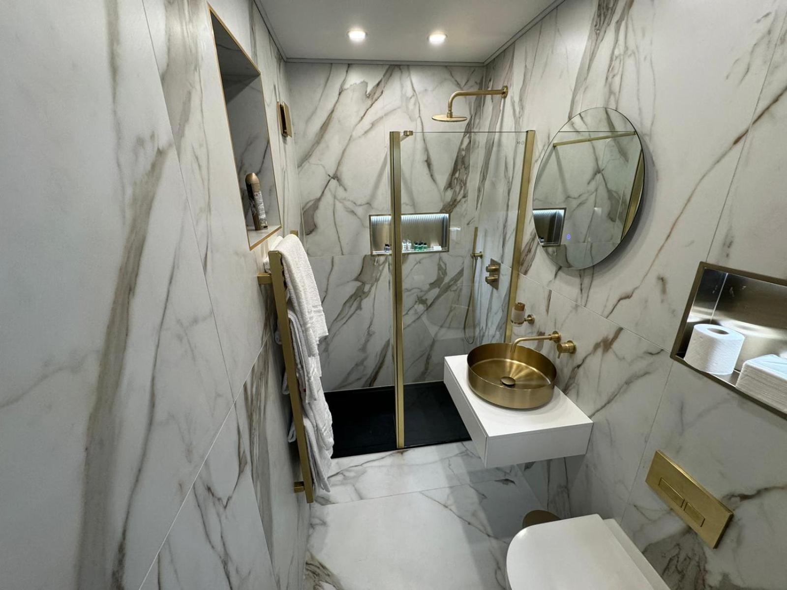 Park Avenue Hotell 3*