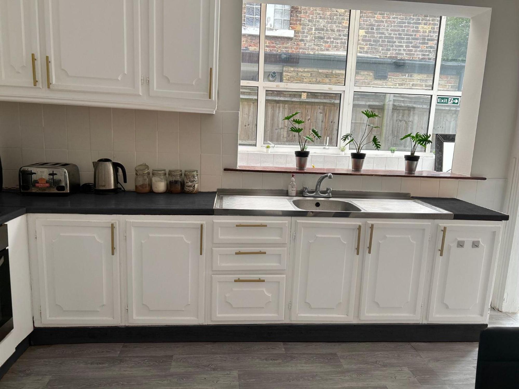 Balham, South Spacious 1, 6 Available * London