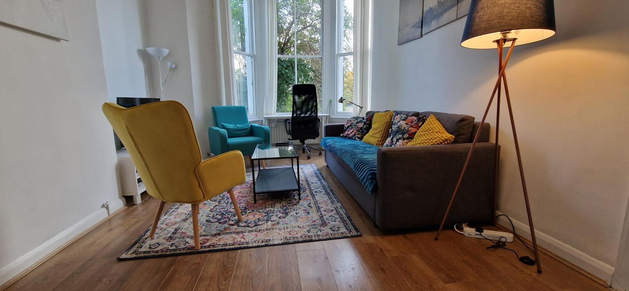 Primrose Hill - Charming, Cosy, 2 Double Bedrooms * Londen