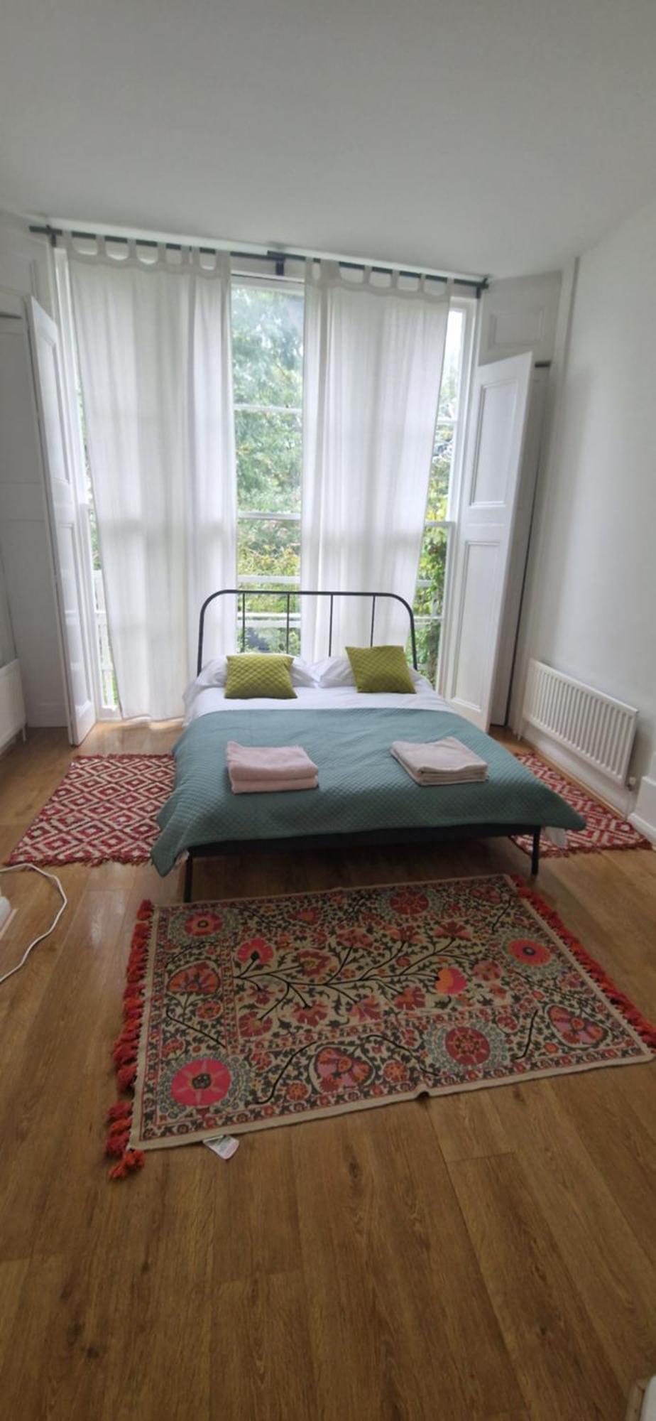 Appartement Primrose Hill - Charming, Cosy, 2 Double Bedrooms Londen