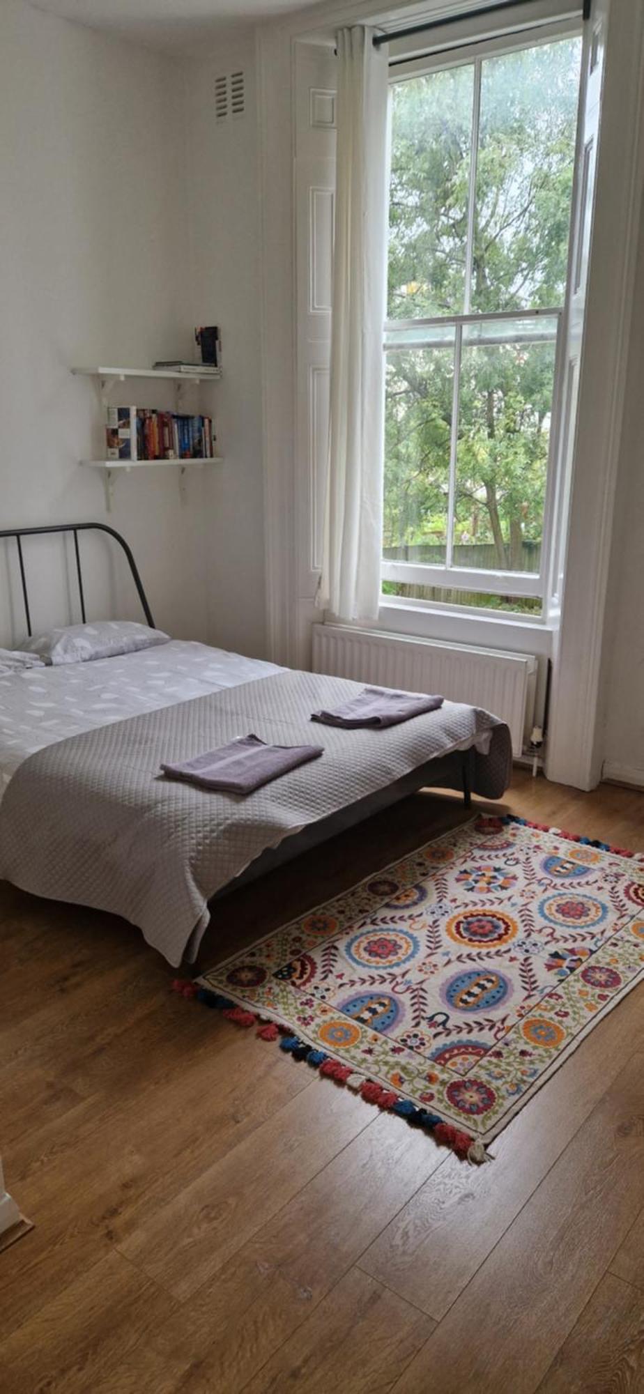 Primrose Hill - Charming, Cosy, 2 Double Bedrooms Londen
