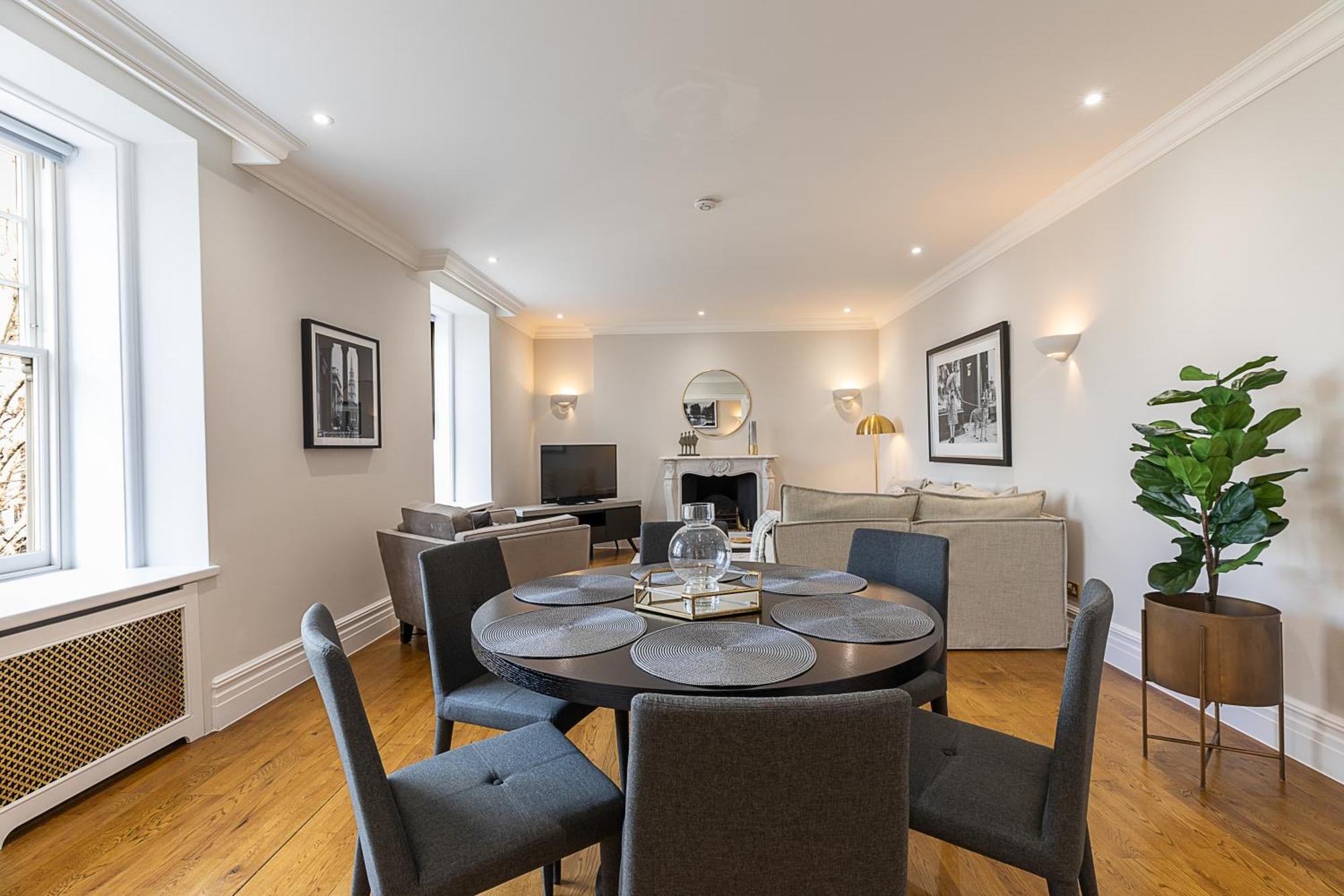 Apartment Astonishing Flats Near Mayfair & Piccadilly Circus