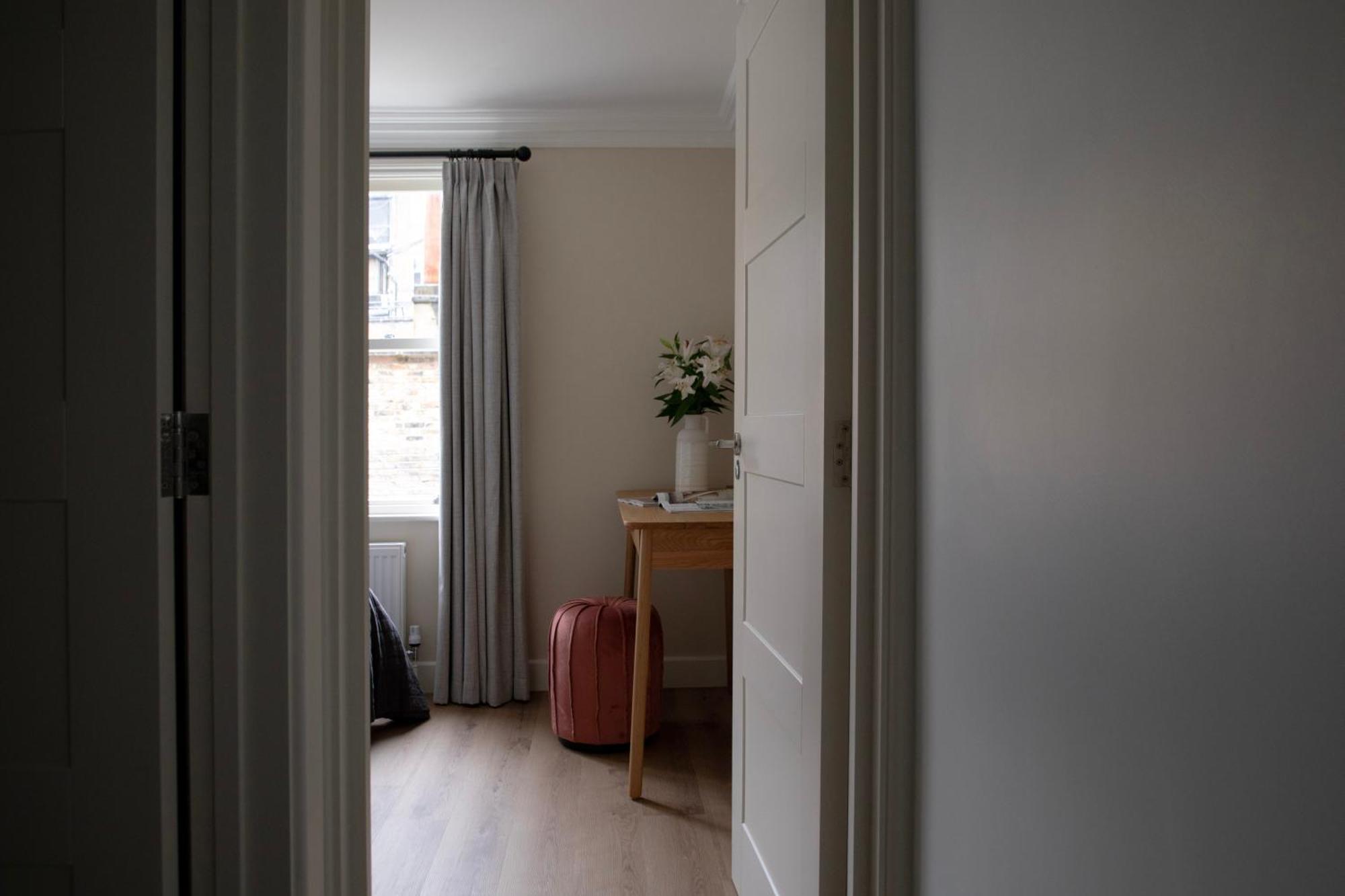 Gulaid House Knightsbridge By Bob W Aparthotel