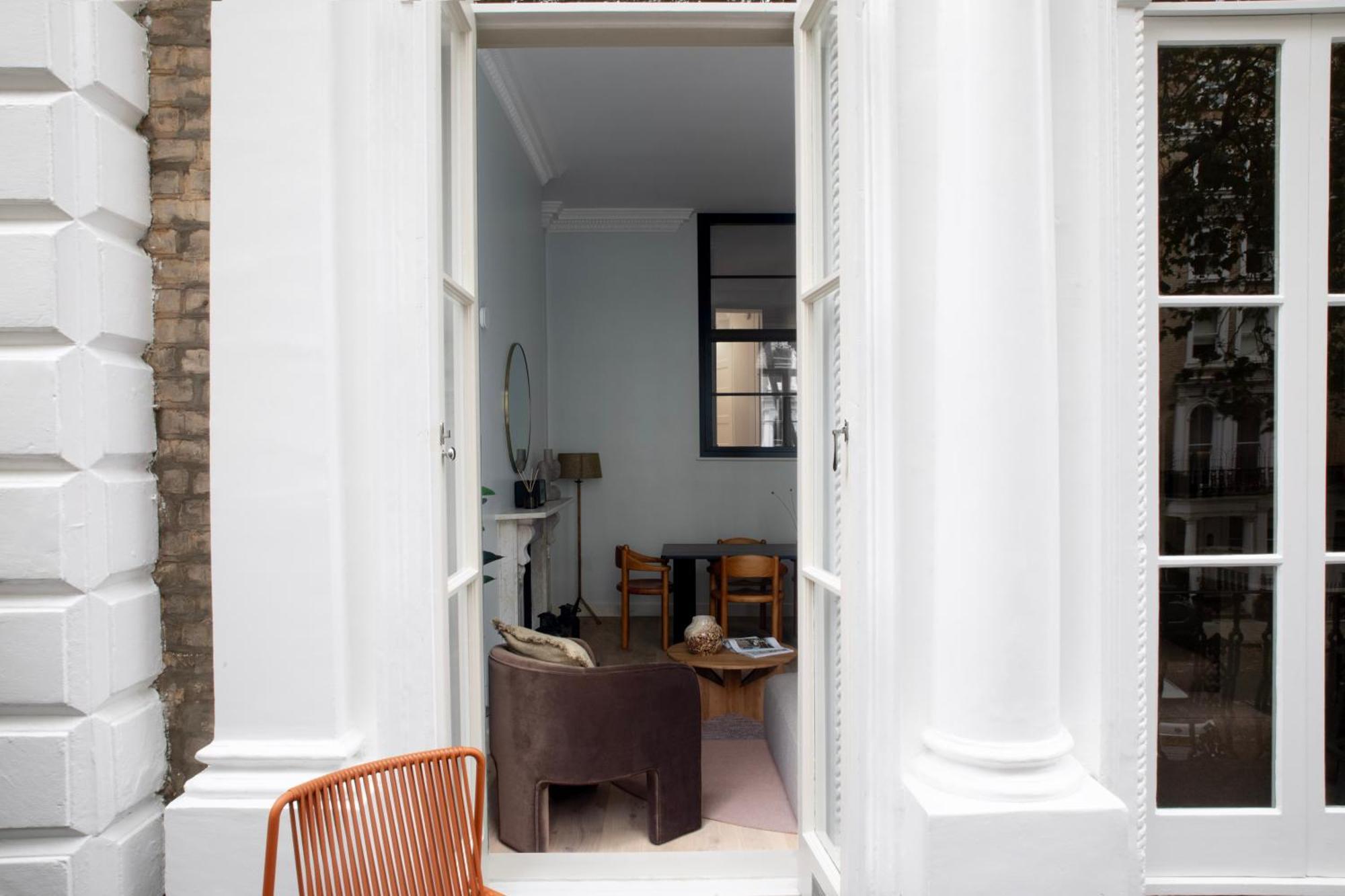Gulaid House Knightsbridge By Bob W 5*