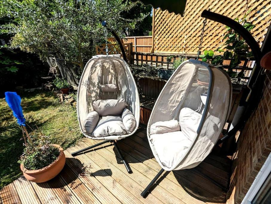 Charming 2-bed Garden Flat Apartment *