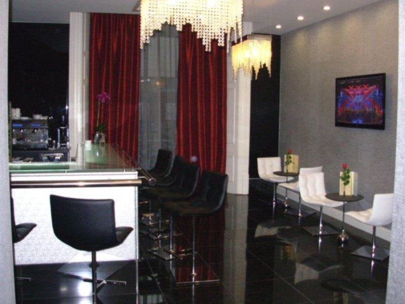 The Queens Gate 4*