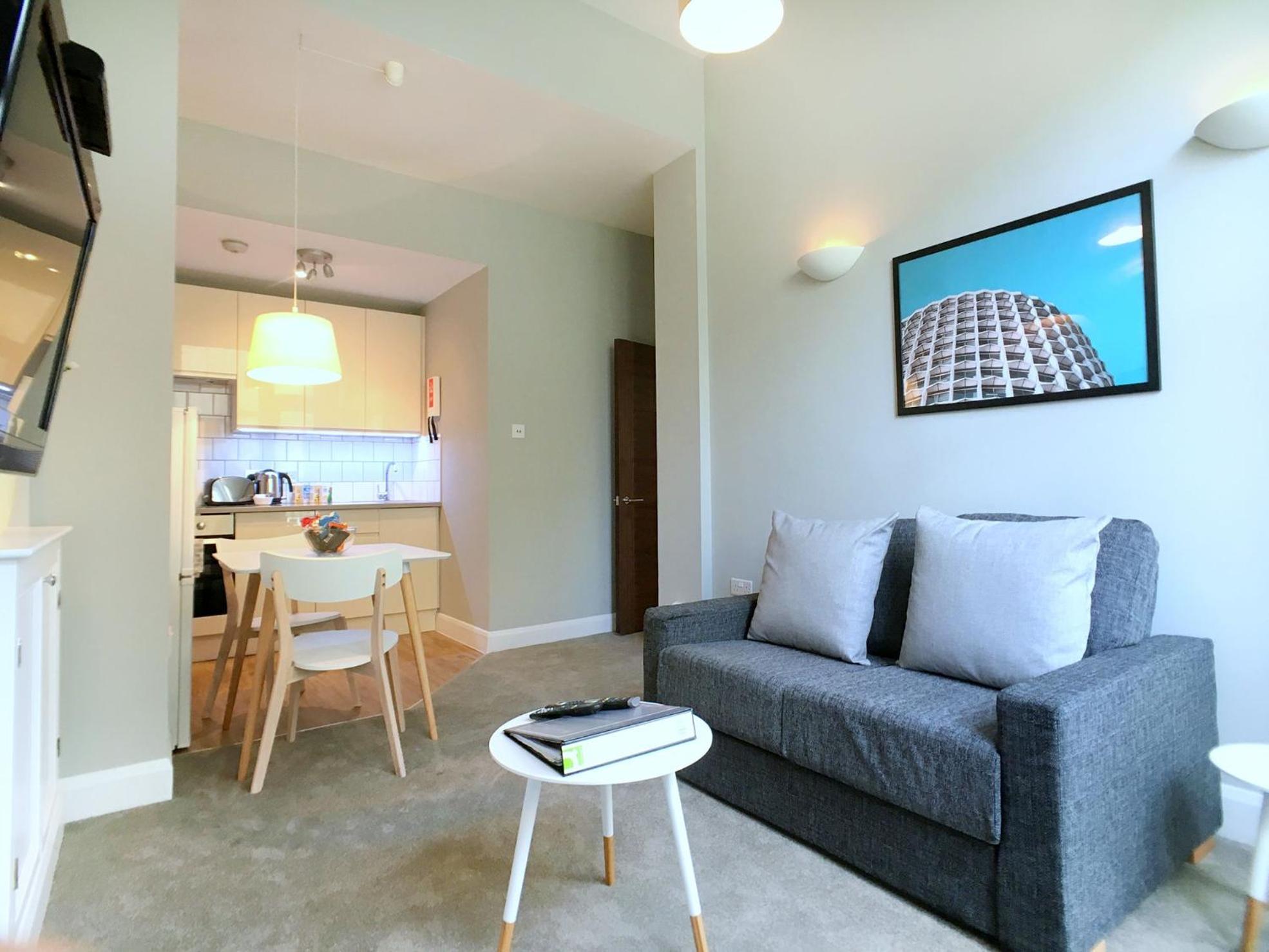 Lamington - Hammersmith London