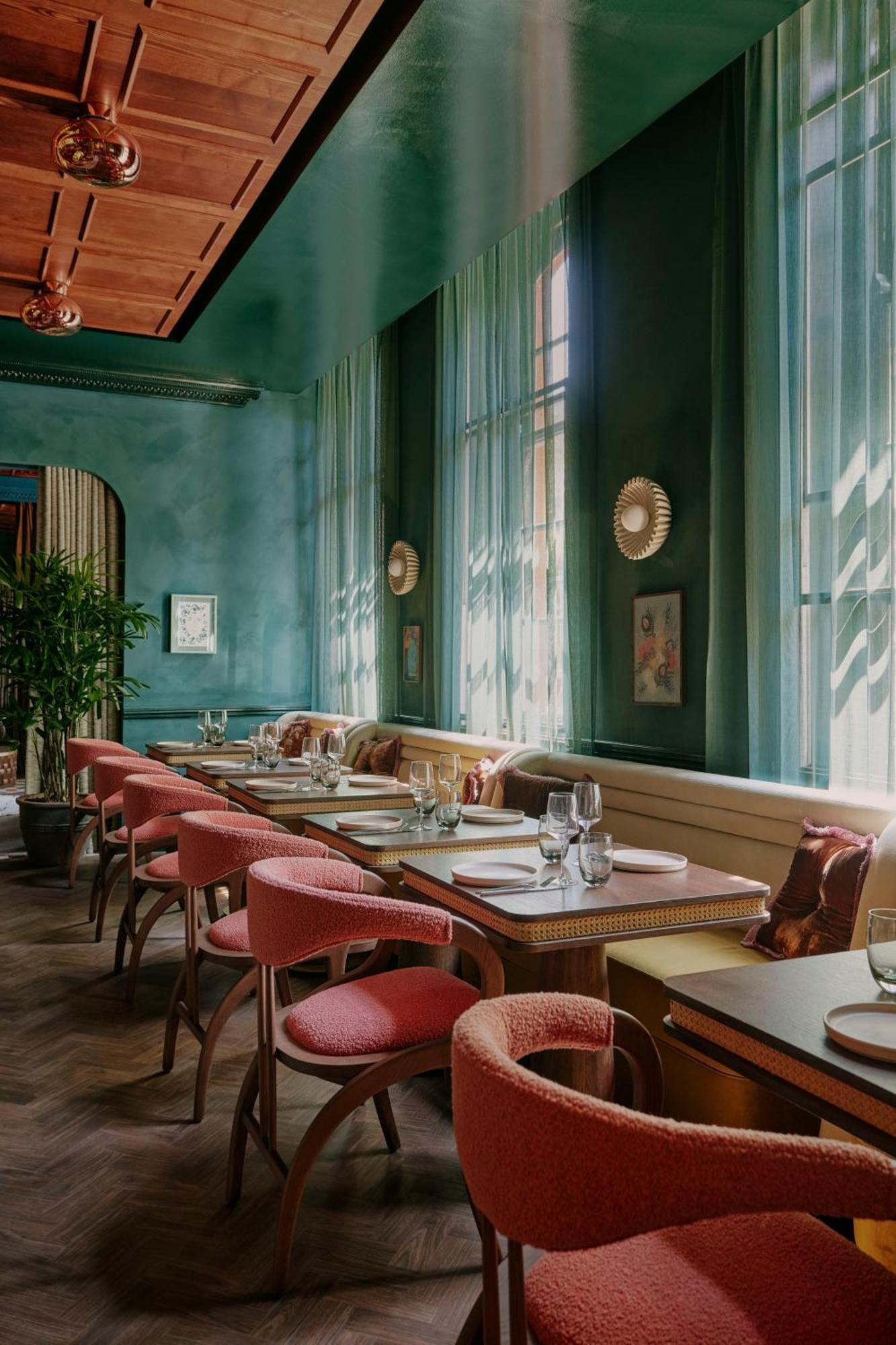 Hotel Ember Locke Kensington