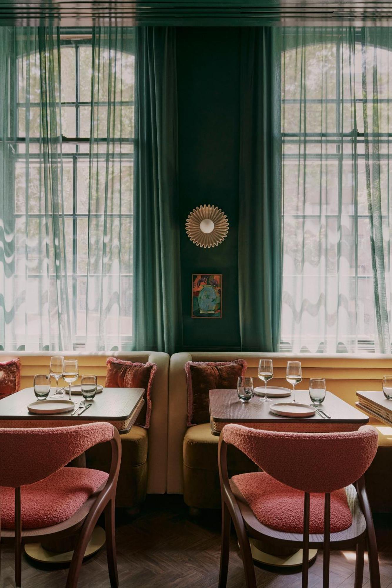 Ember Locke Kensington Hotel Londra