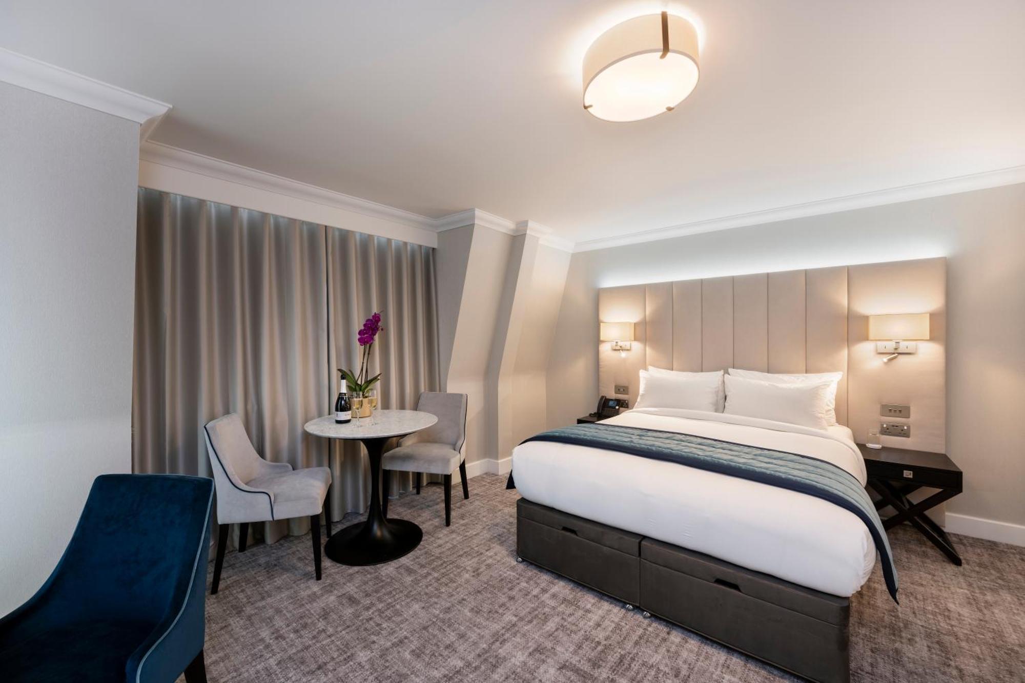 Tower Residences By Blue Orchid * Londen