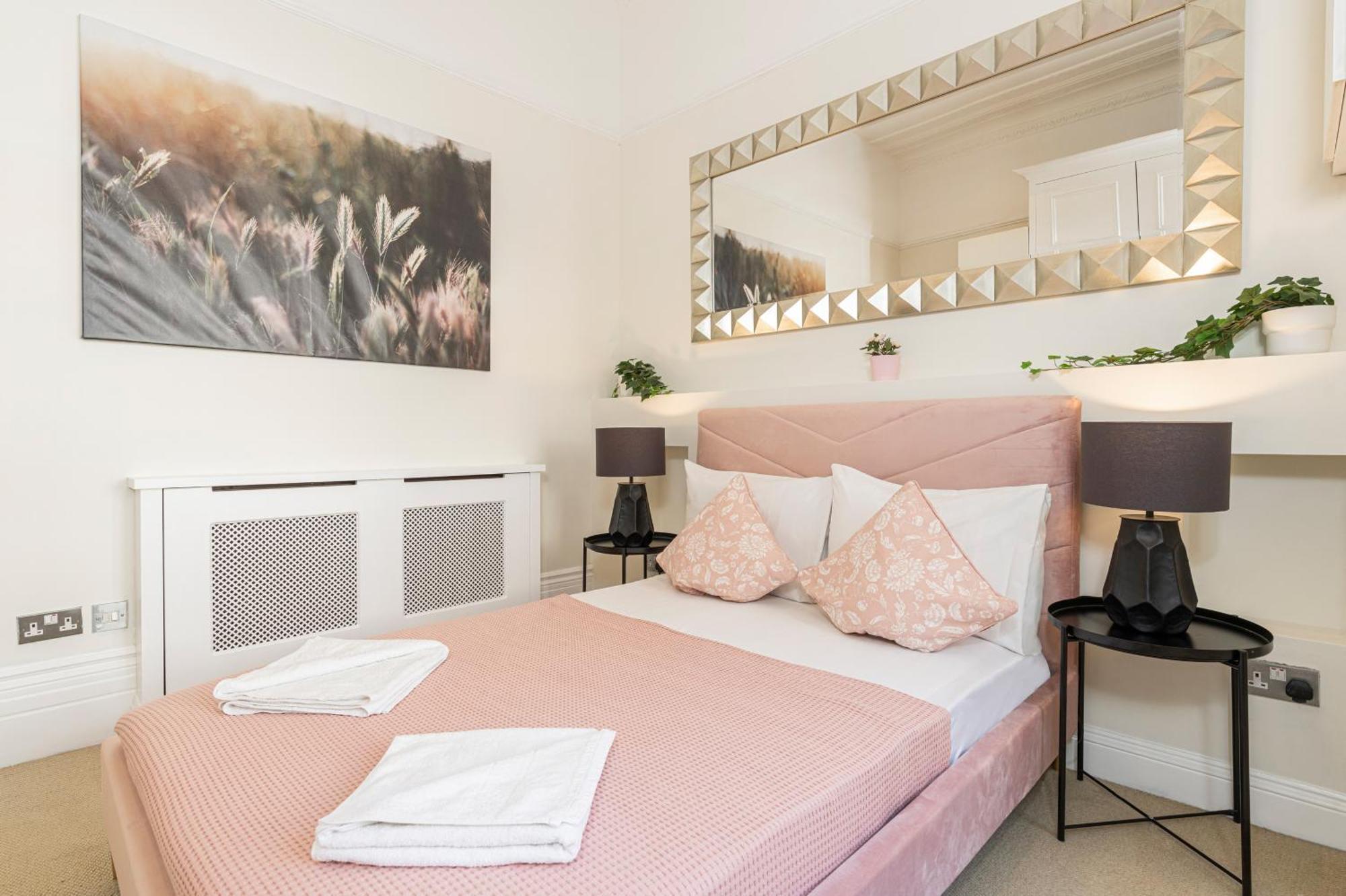 Kensington & Chelsea Apartment London