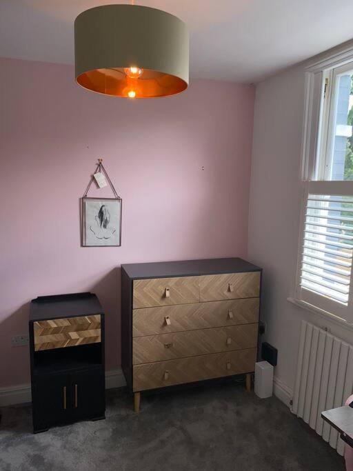 Charming House In The Heart Of Xar * Londen