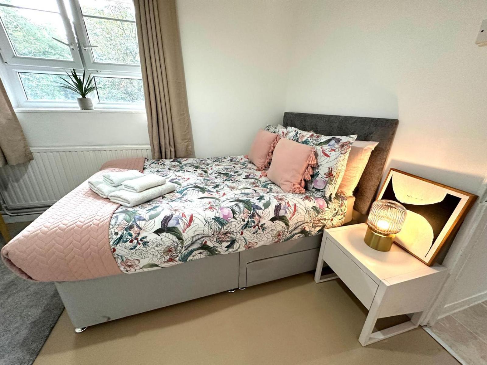 Appartement Charming 2-bed Flat With Balcony Close To White Westfield