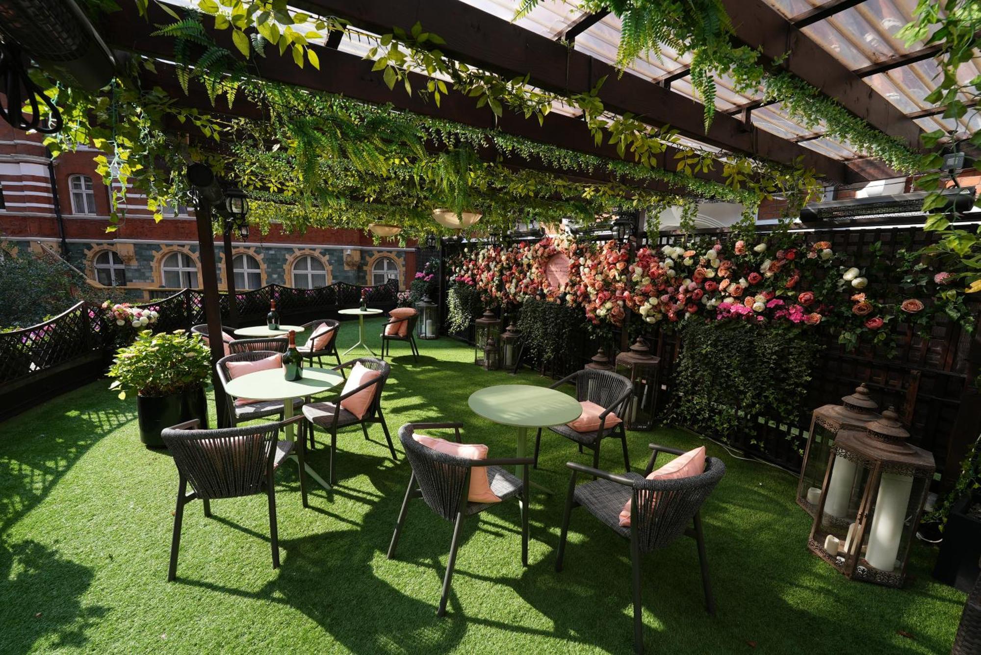 Taj 51 Buckingham Gate And Residences 5*