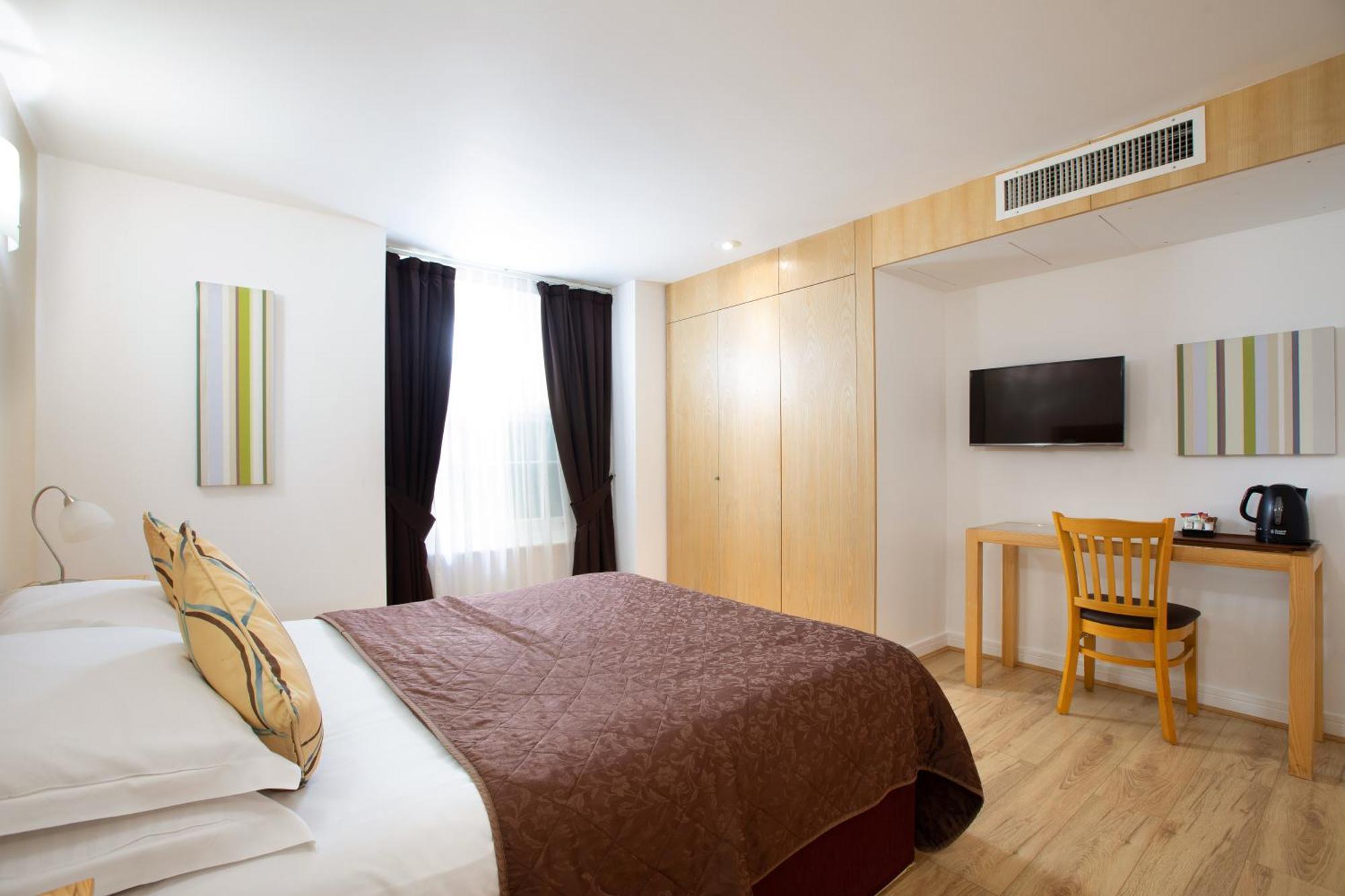 The Cleveland Hotel 4*