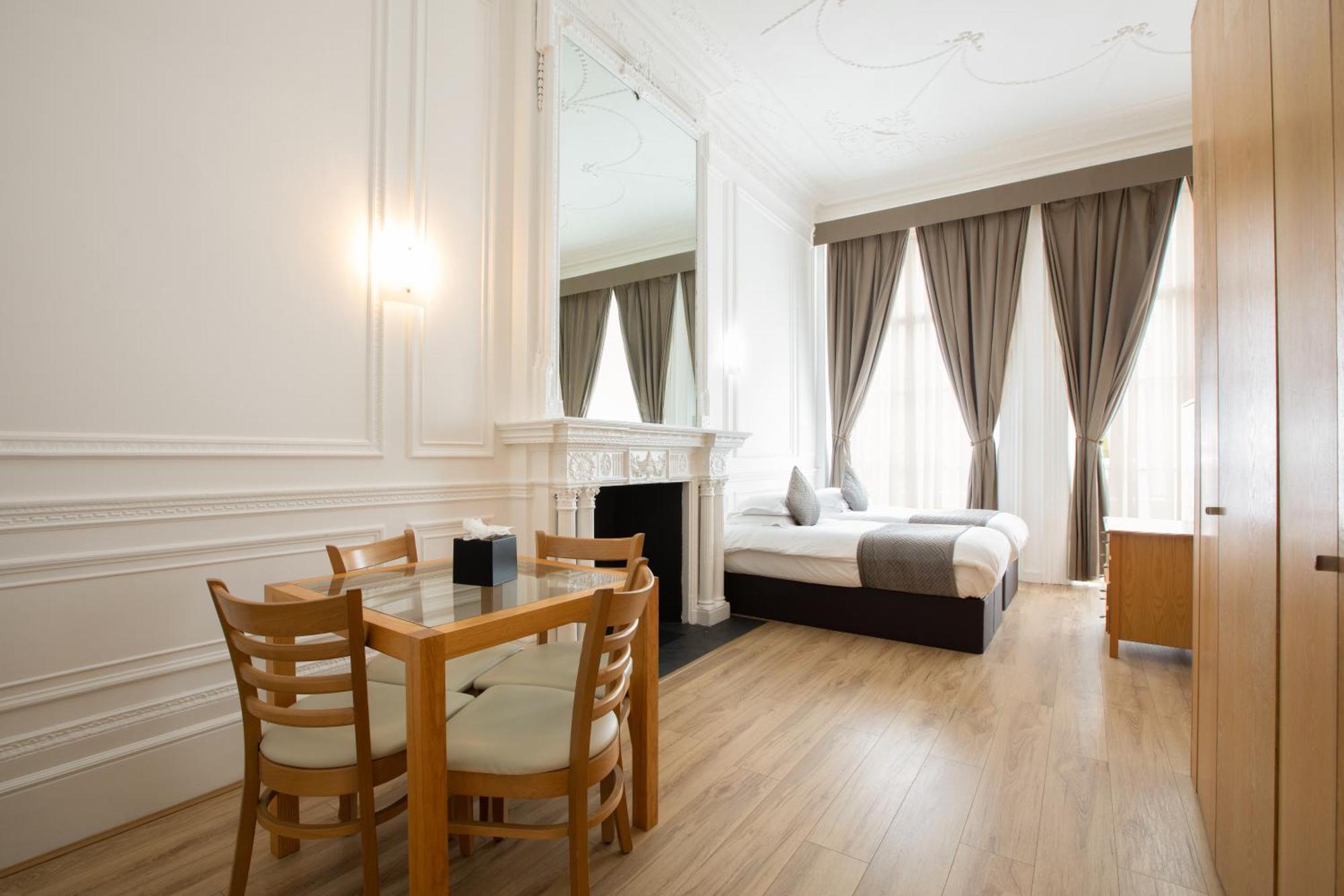 Hotel The Cleveland 4*