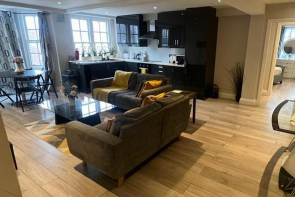 Leilighet Stunning 3 Bedroom In London