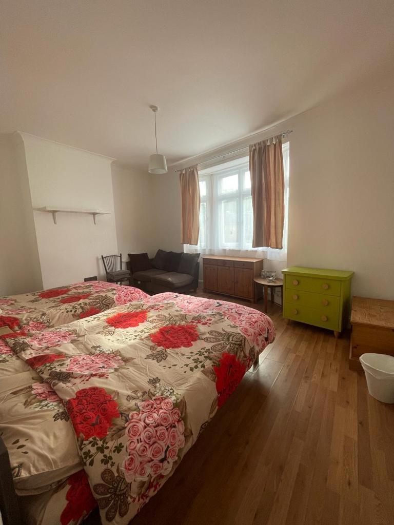 Guest house Near Tottenham Hotspur Stadium London