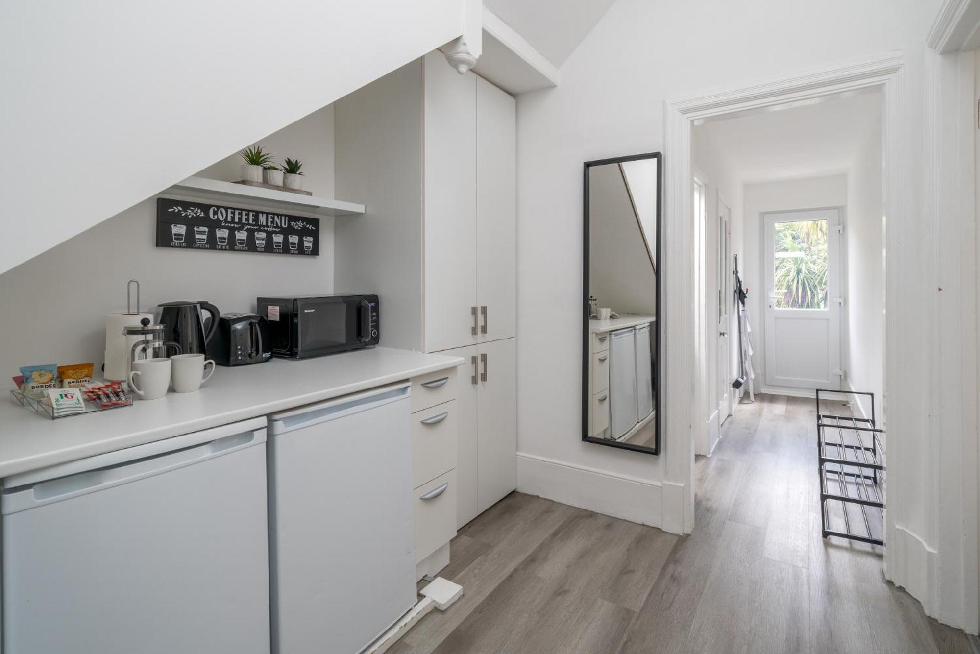 Spacious King Size 1bed Flat In Leafy Suburb Leilighet *