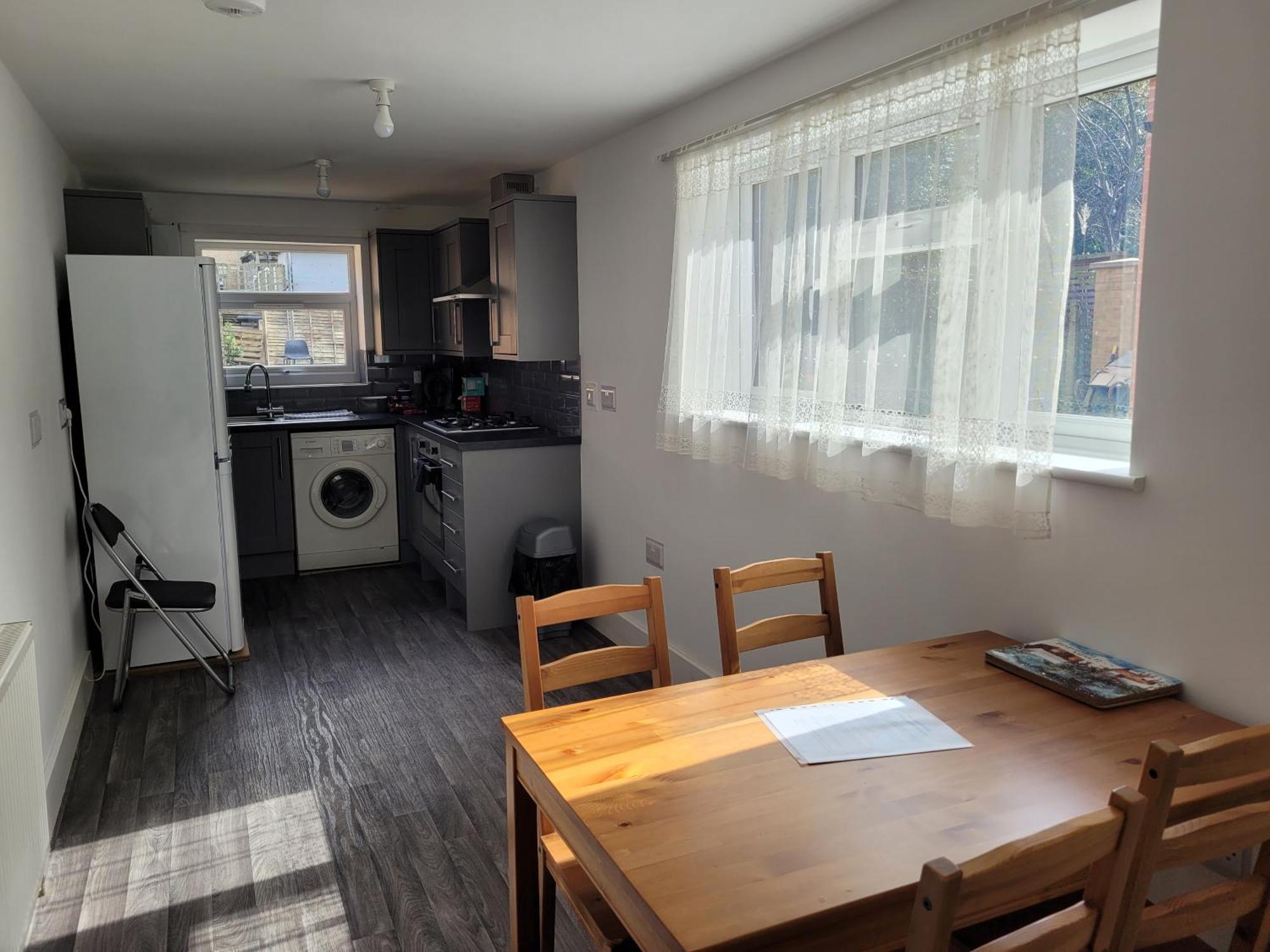Lovely 2-bed Fully Refurbished House In * London