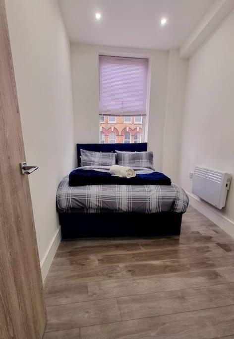 Appartement 2 Bed Cosy Flat Close To Bus & Tube Station