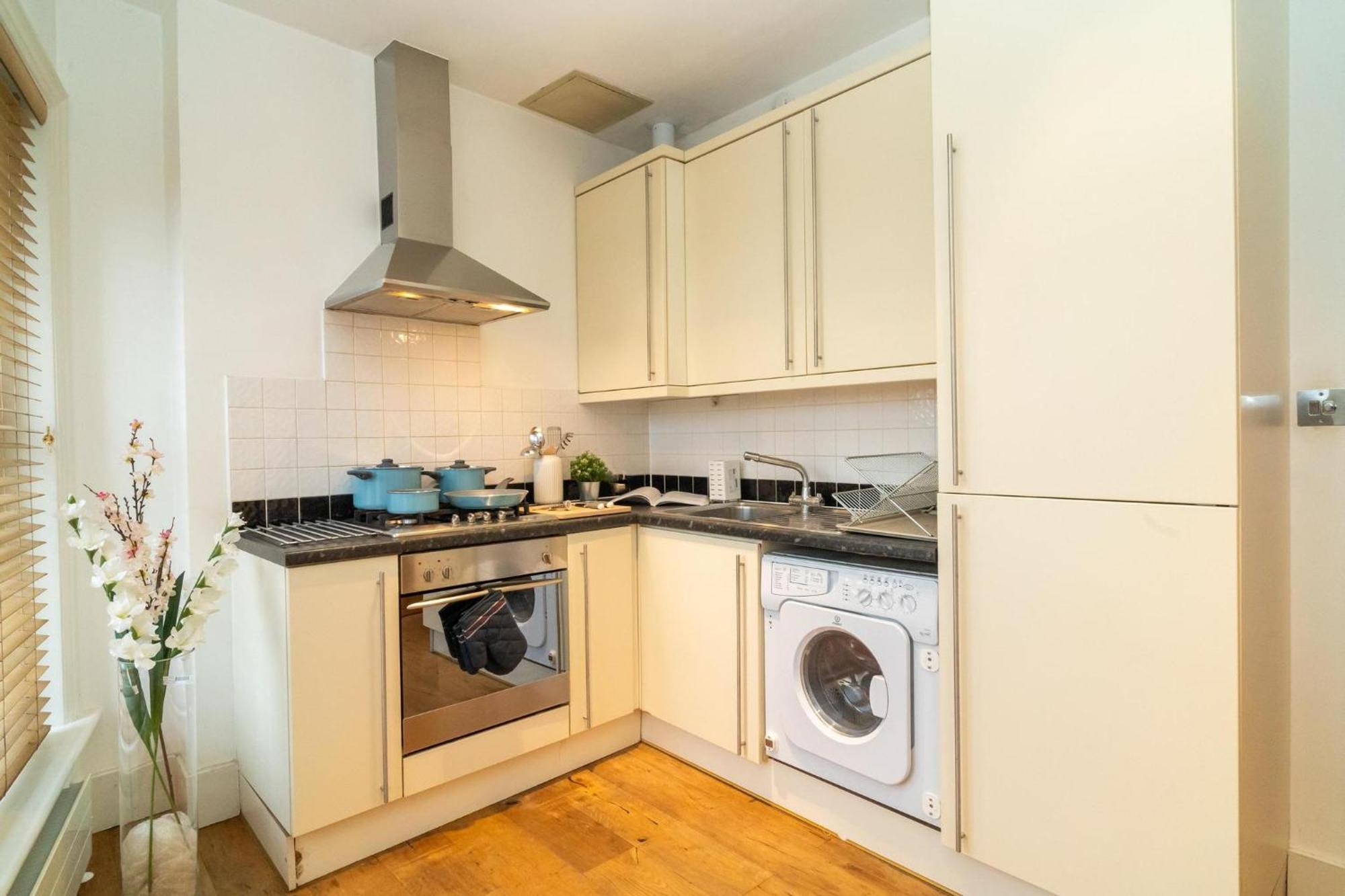 Apartment Heart Of London's West End / Pro Host