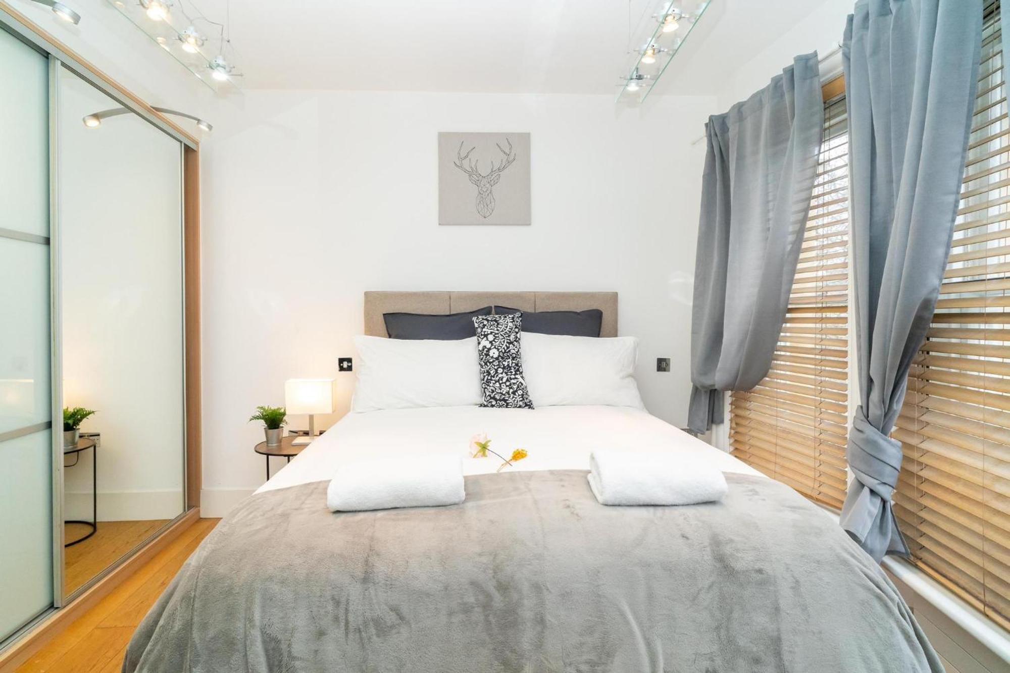 Apartment Heart Of London's West End / Pro Host *