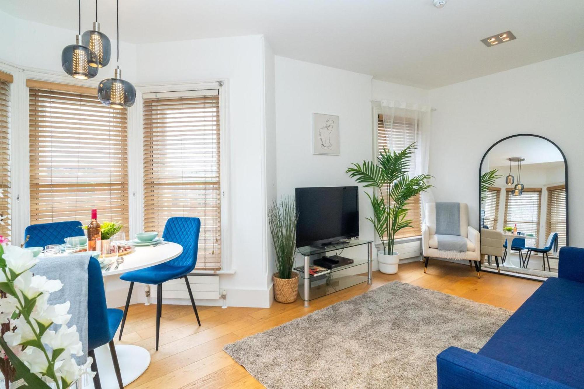 Apartment Heart Of London's West End / Pro Host *